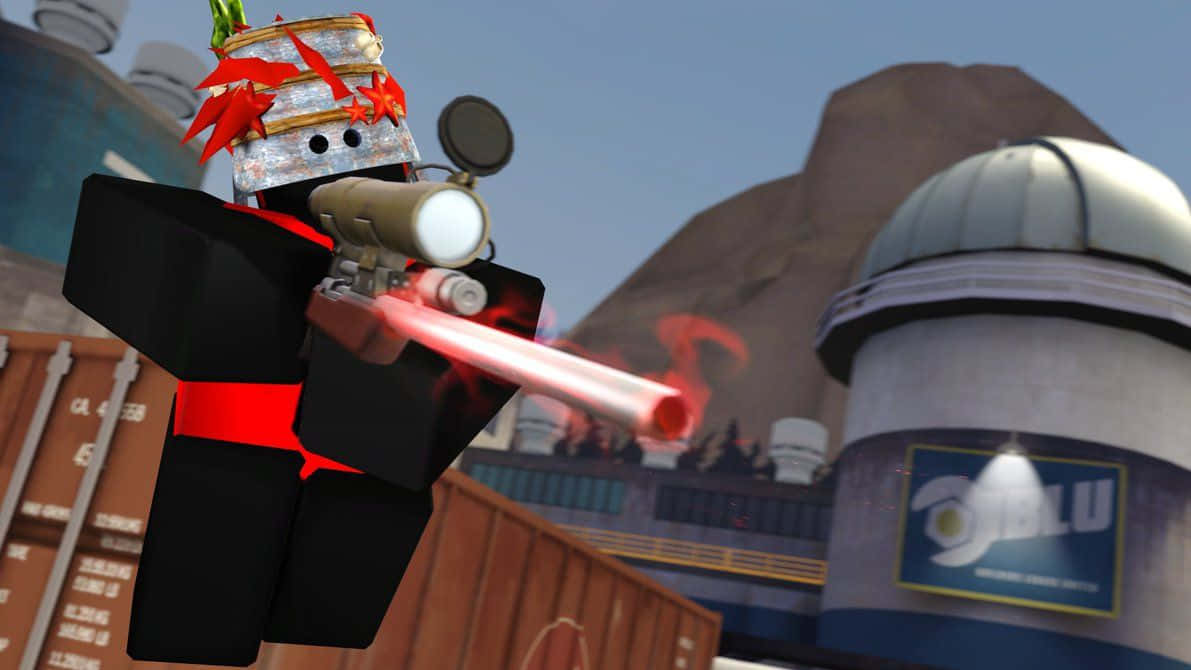 Roblox Character 桌布 壁紙 — 一個方塊狀的 Roblox 角色，戴著紅色和銀色的頭盔，在工業環境中發射發光的紅色雷射步槍。