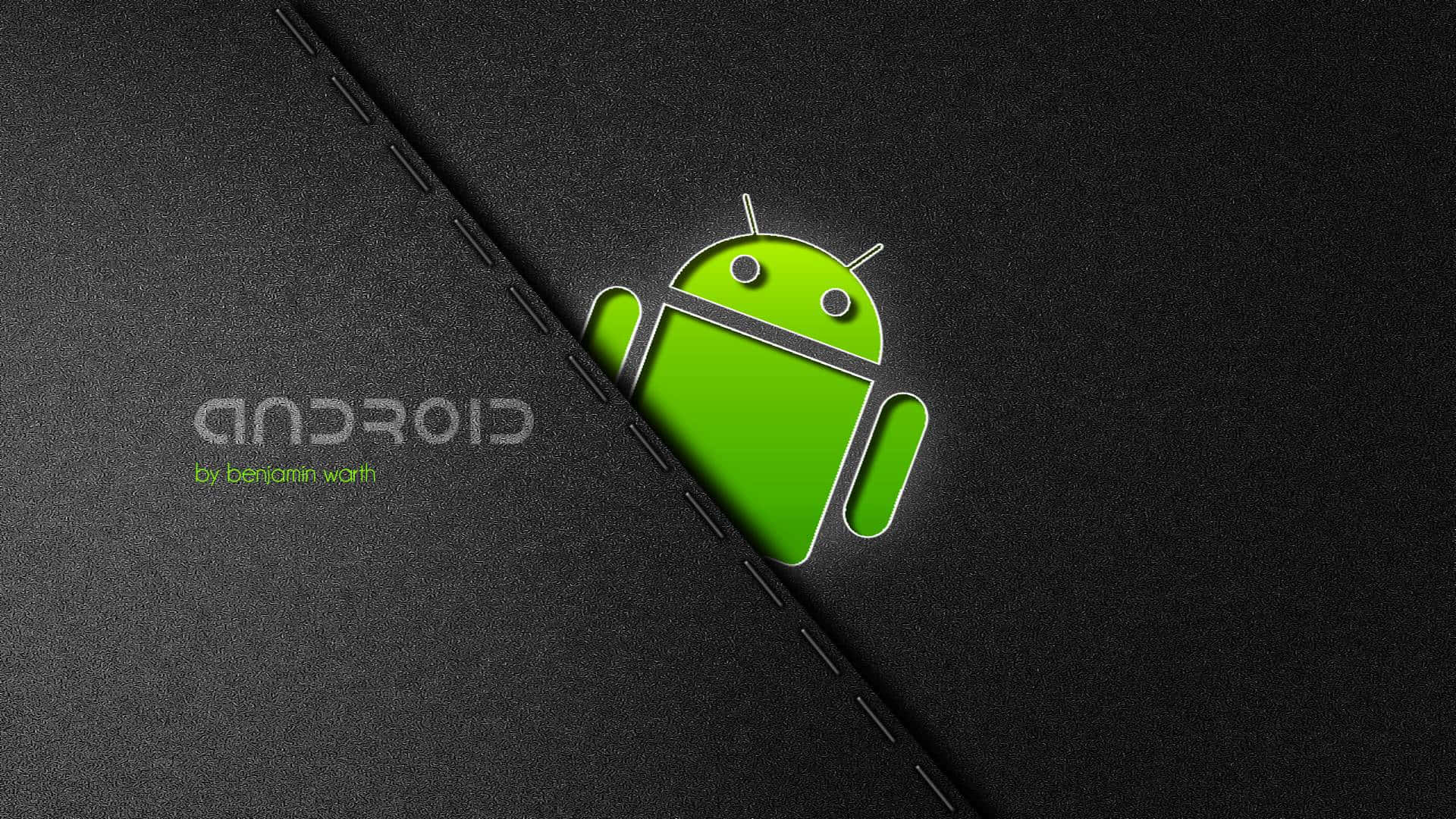 Android Computer 桌布 壁紙 — 一個明亮的綠色Android機器人從帶有縫合接縫和發光輪廓的黑色紋理表面後面探出頭來。