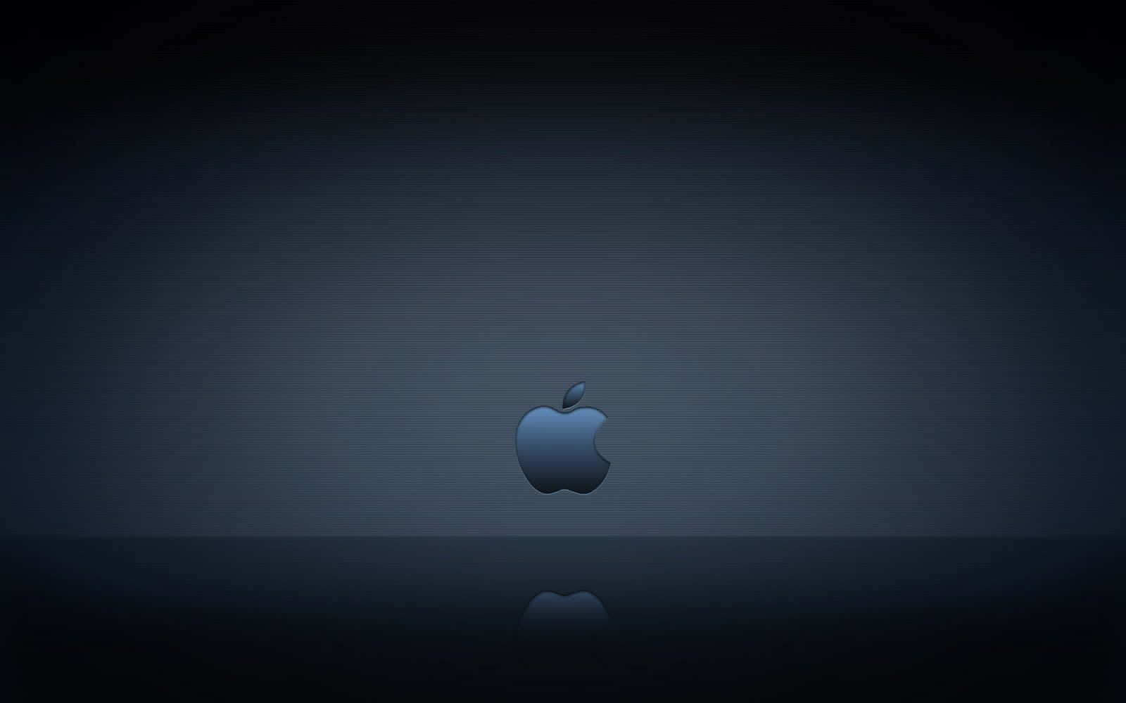 Apple Mac Desktop 桌布 壁紙 — 一個時尚的Apple標誌置於深色漸變背景中央，下方帶有微妙的倒影。