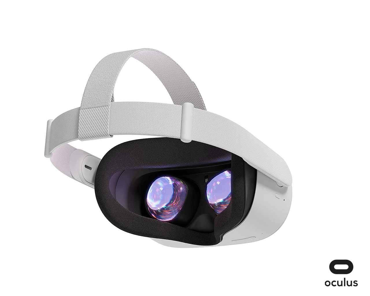 Oculus Quest 2 桌布 壁紙 — 一個時尚的白色Oculus VR頭戴式裝置，帶有發光的紫色鏡頭，置於純白背景上。