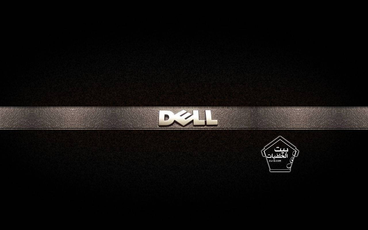 Dell 桌布 壁紙 — 一個時尚的銀色Dell標誌，居中於一條有紋理的黑色皮革錶帶上，背景為深色。