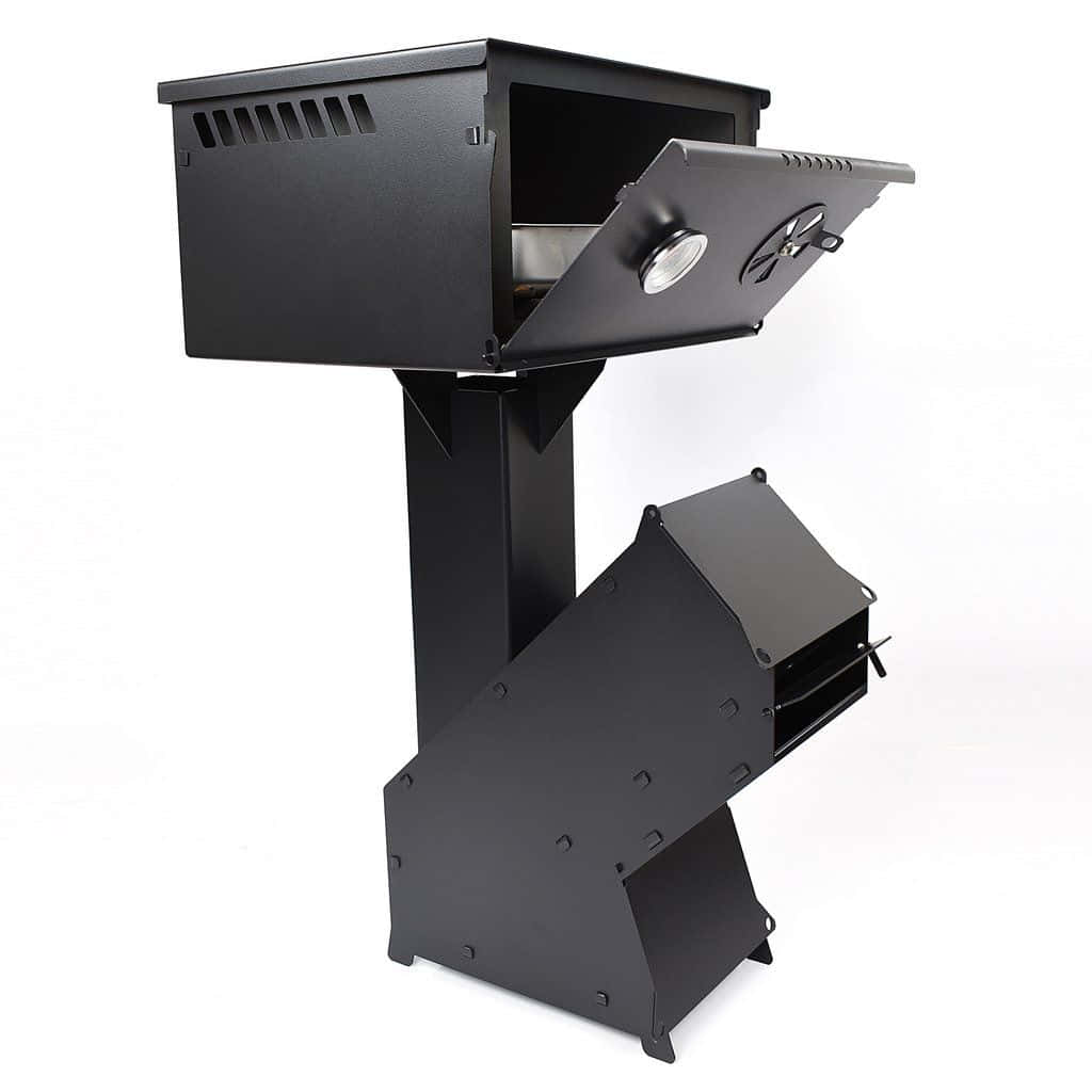 Stove 桌布 壁紙 — 一個時尚的黑色金屬戶外燒烤爐，打開蓋子露出內部及側面灰抽屜，背景為白色。