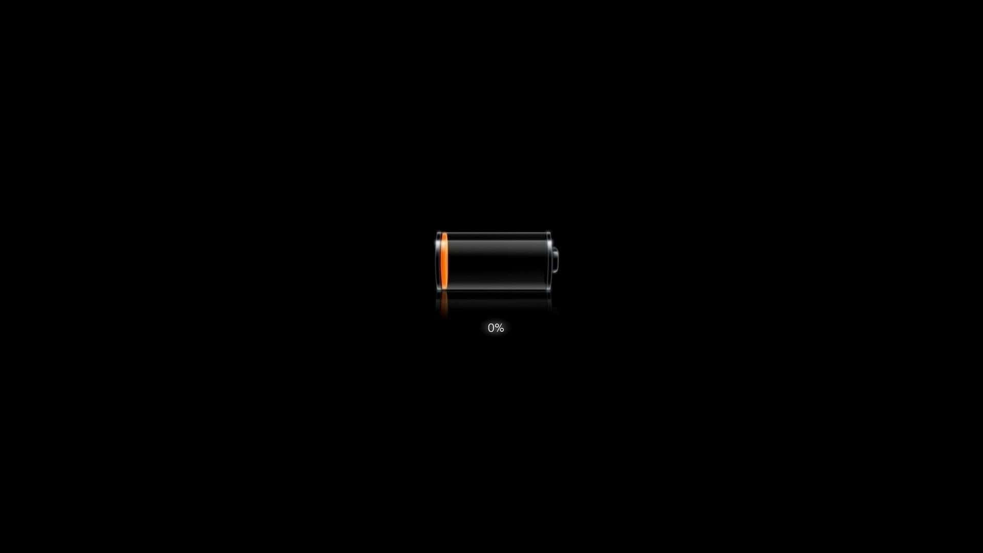 桌布 壁紙 — 一個時尚的黑色電池圖標顯示0%電量，居中放置在純黑色背景上，帶有微妙的倒影。