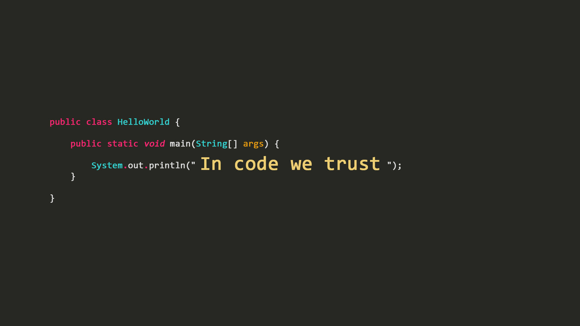 Coder 桌布 壁紙 — 一個暗色螢幕顯示色彩繽紛的語法高亮 Java 程式碼，並以黃色印有「In code we trust」字句。