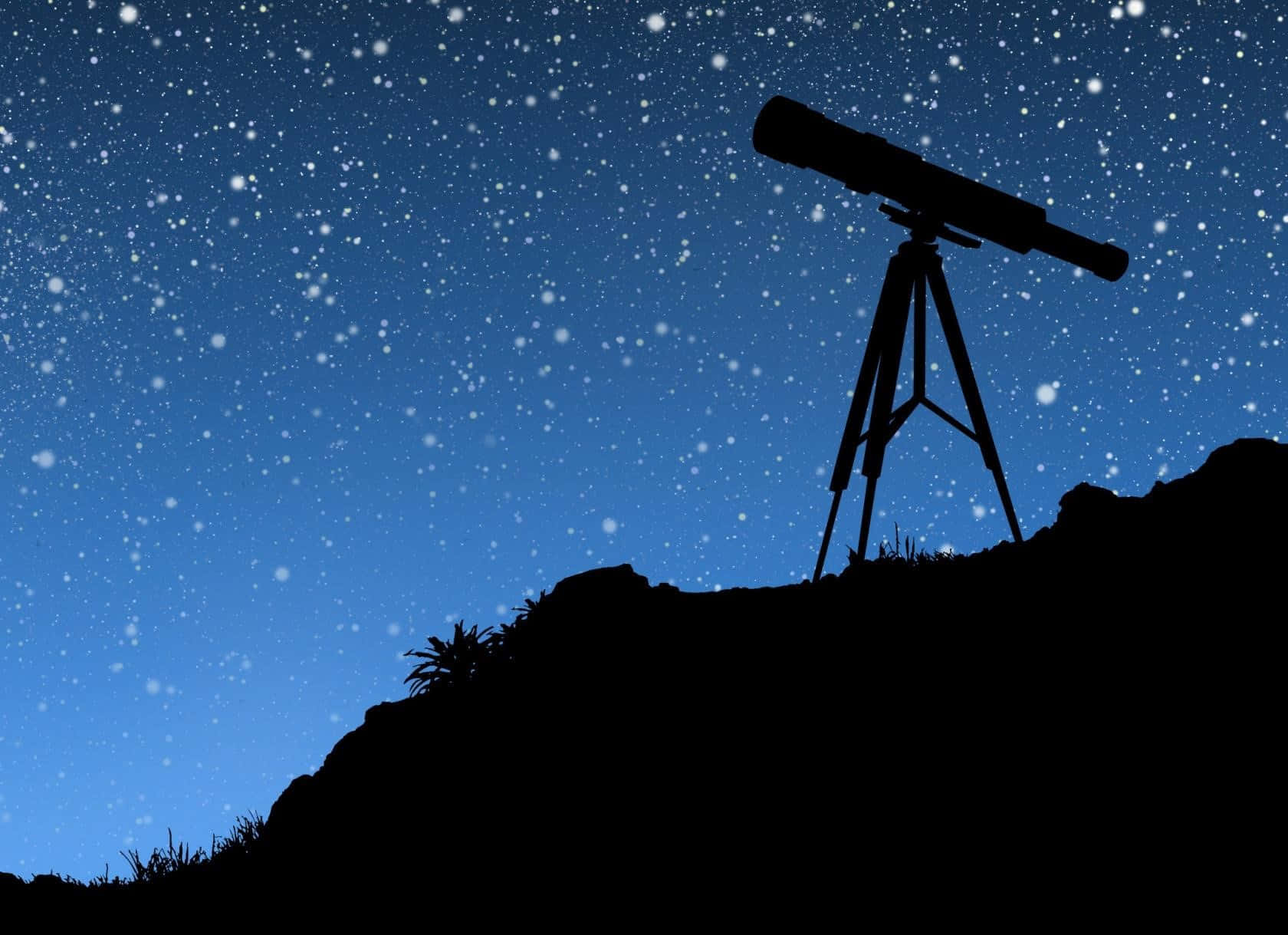 Telescope 桌布 壁紙 — 一個望遠鏡安裝在三腳架上，在岩石山頂上以星空夜空為背景形成剪影。