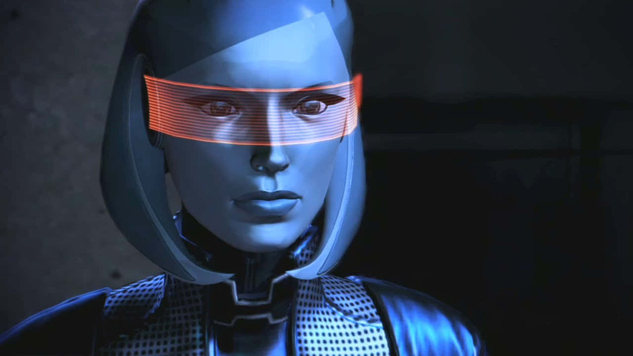 Mass Effect Edi 桌布 壁紙 — 一個未來主義的女性機器人，帶有發光的橙色面罩和藍色金屬皮膚，在昏暗的燈光下專注地凝視。