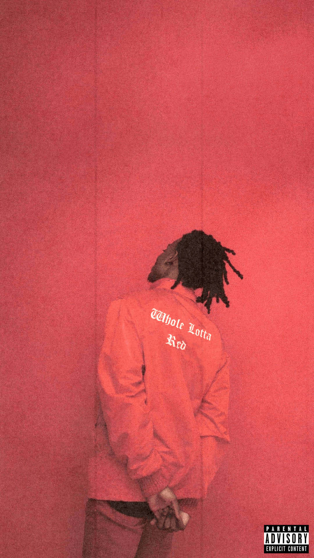 Playboi Carti 桌布 壁紙 — 一個梳著辮子頭、身穿紅色外套的人背對鏡頭，站在純紅色牆壁前。