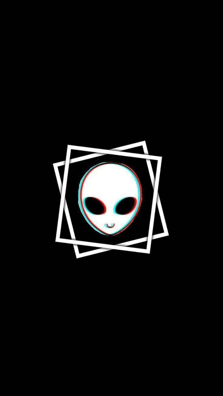 桌布 壁紙 — 一個極簡主義的外星人頭部，有大黑眼睛和細小微笑，由重疊的白色正方形框住，背景為黑色，帶有紅色和青色的色差效果。
