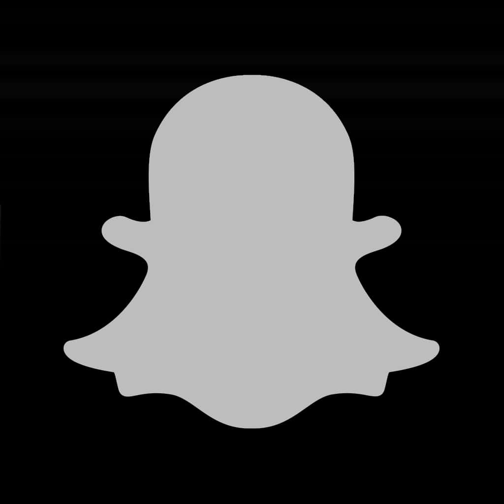 Snapchat 桌布 壁紙 — 一個極簡灰色鬼魂圖示，居中放置在帶有微妙水平漸變的純黑色背景上。
