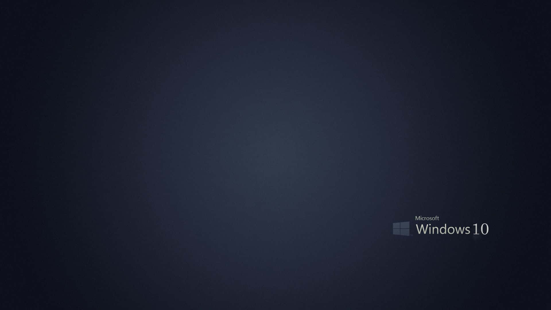 Black Windows 桌布 壁紙 — 一個極簡的深藍色漸變桌布，右下角有Microsoft Windows 10標誌。