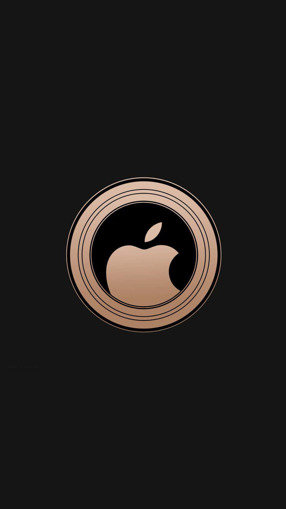蘋果標誌 桌布 壁紙 — 一個極簡的玫瑰金 Apple 標誌，居中於同心圓內，背景為純黑色。