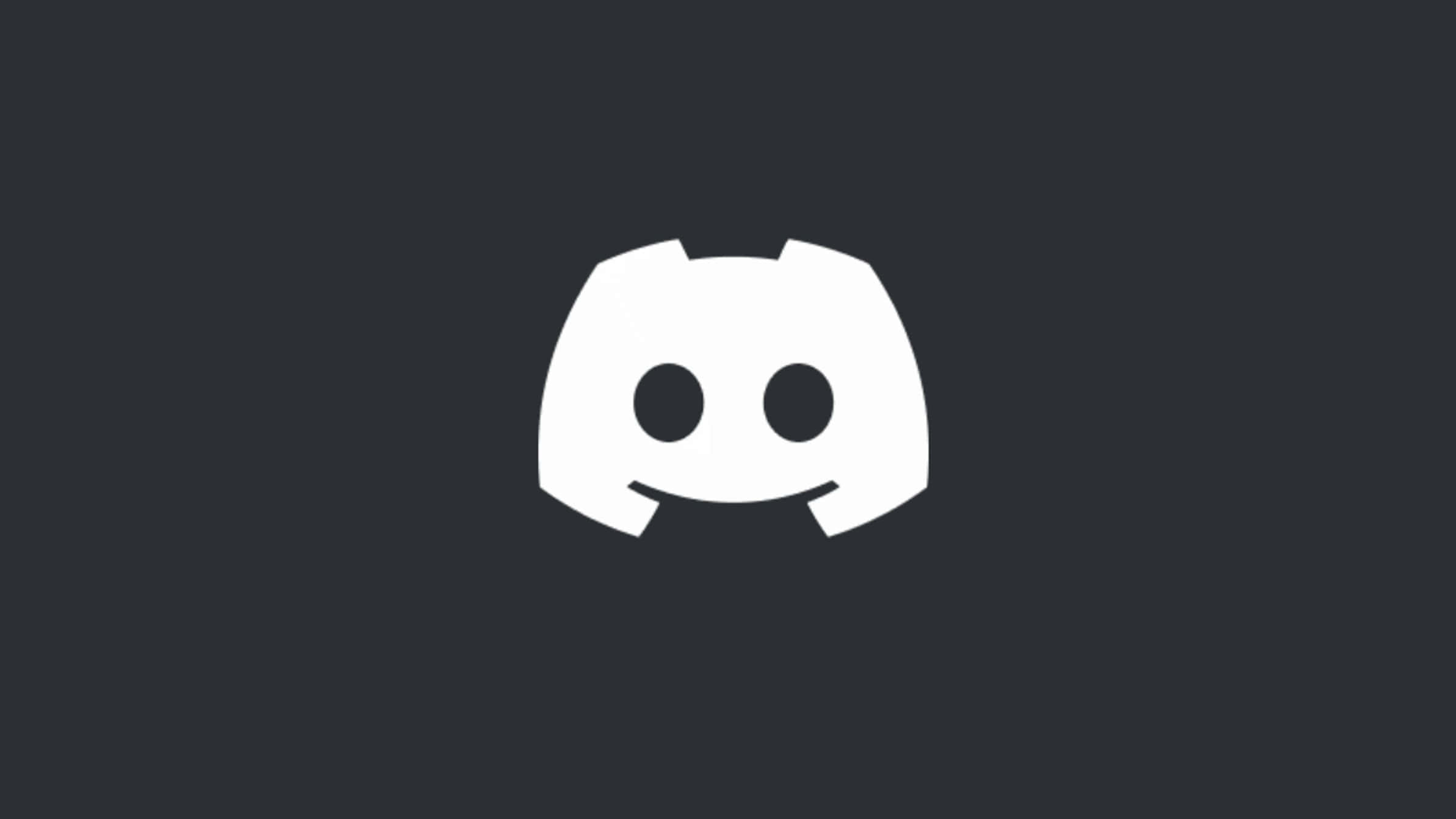 Discord 桌布 壁紙 — 一個極簡的白色 Discord 標誌，居中放置在純深灰色背景上。