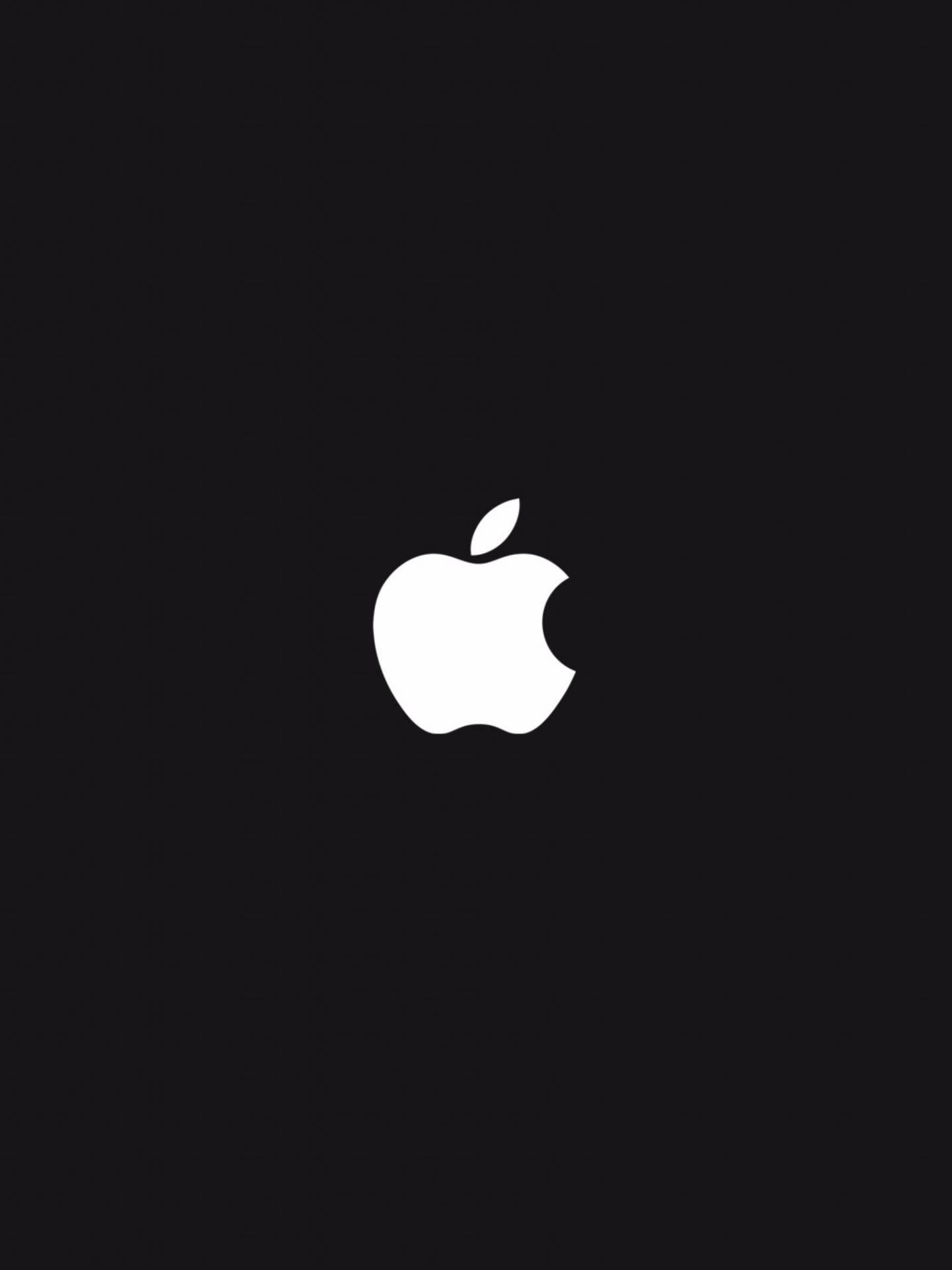 黑色背景上的白色Apple標誌 — 4K 壁紙