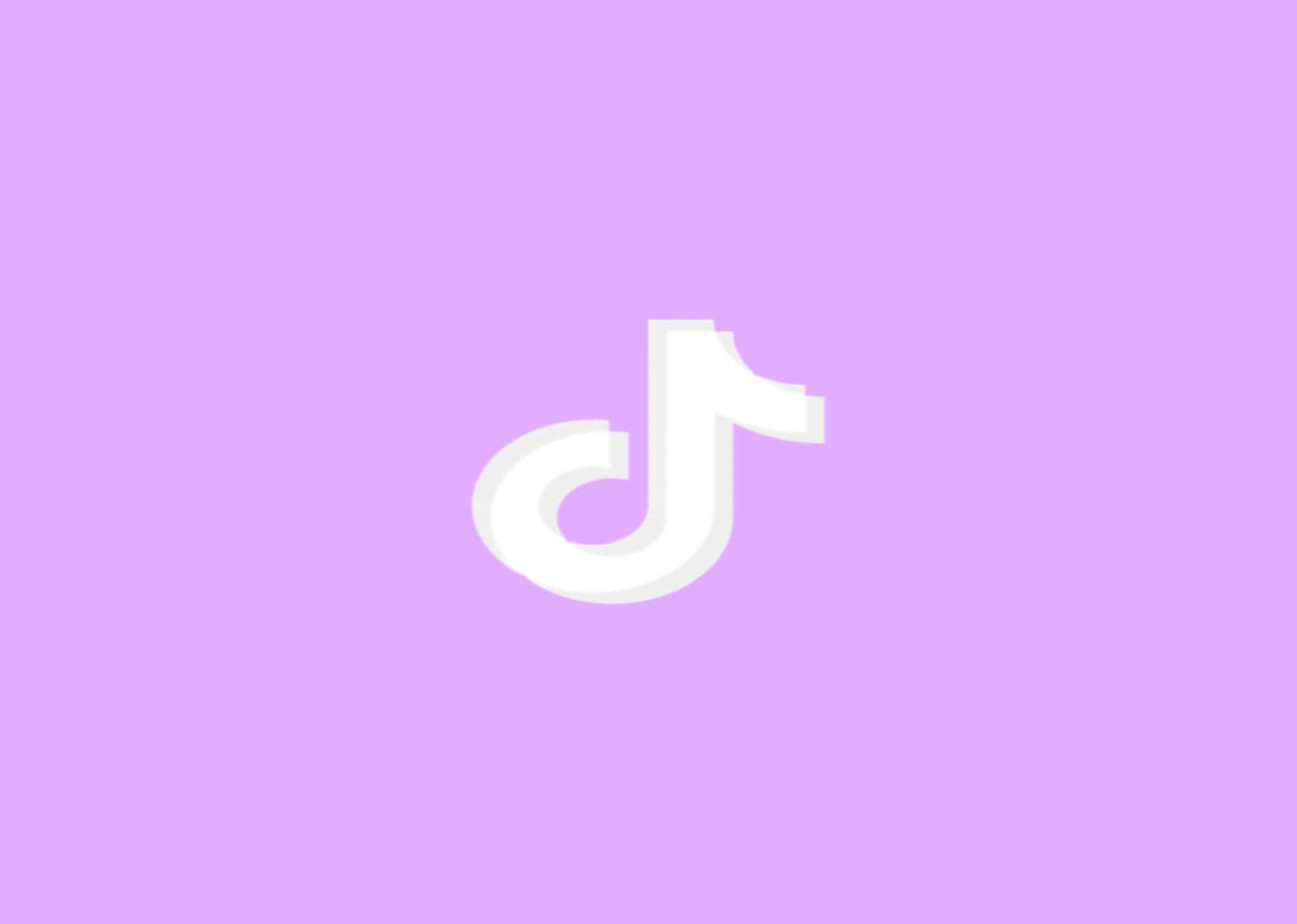 TikTok Logo 桌布 壁紙 — 一個極簡的白色TikTok標誌，居中放置在純薰衣草色背景上。