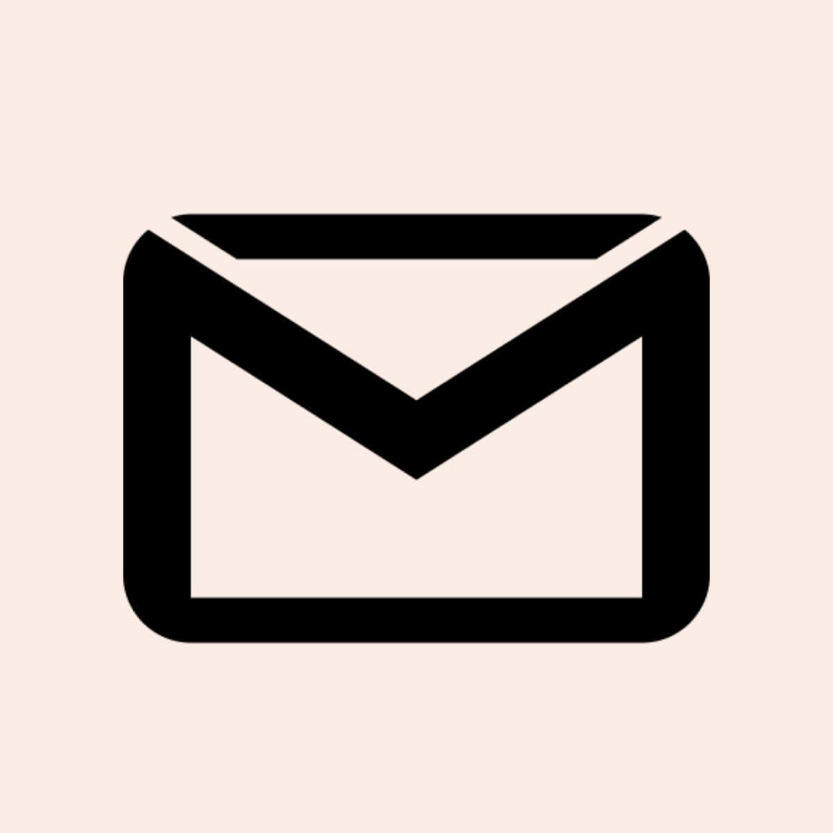 Gmail 動圖 桌布 壁紙 — 一個極簡的黑色信封圖示輪廓，居中於柔和的米色背景上。