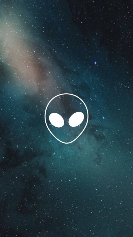 Glowing Light 桌布 壁紙 — 一個極簡風格的白色外星人頭部輪廓漂浮在滿天星斗的青色和黑色宇宙星雲背景上。
