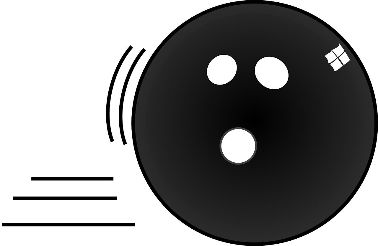 Bowling Ball 桌布 壁紙 — 一個極簡風格的黑色保齡球，表面有三個白色指孔和一個小型Windows標誌。