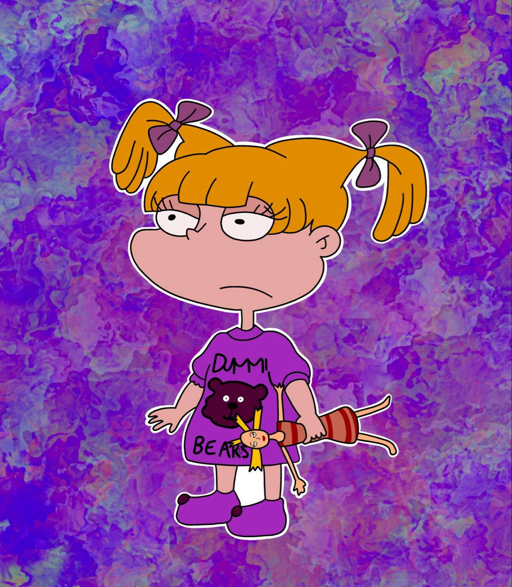 angelica pickles 桌布 壁紙 — 一個橙色雙馬尾、穿著紫色襯衫的卡通女孩，站在旋轉的紫色背景前，抱著一個娃娃。