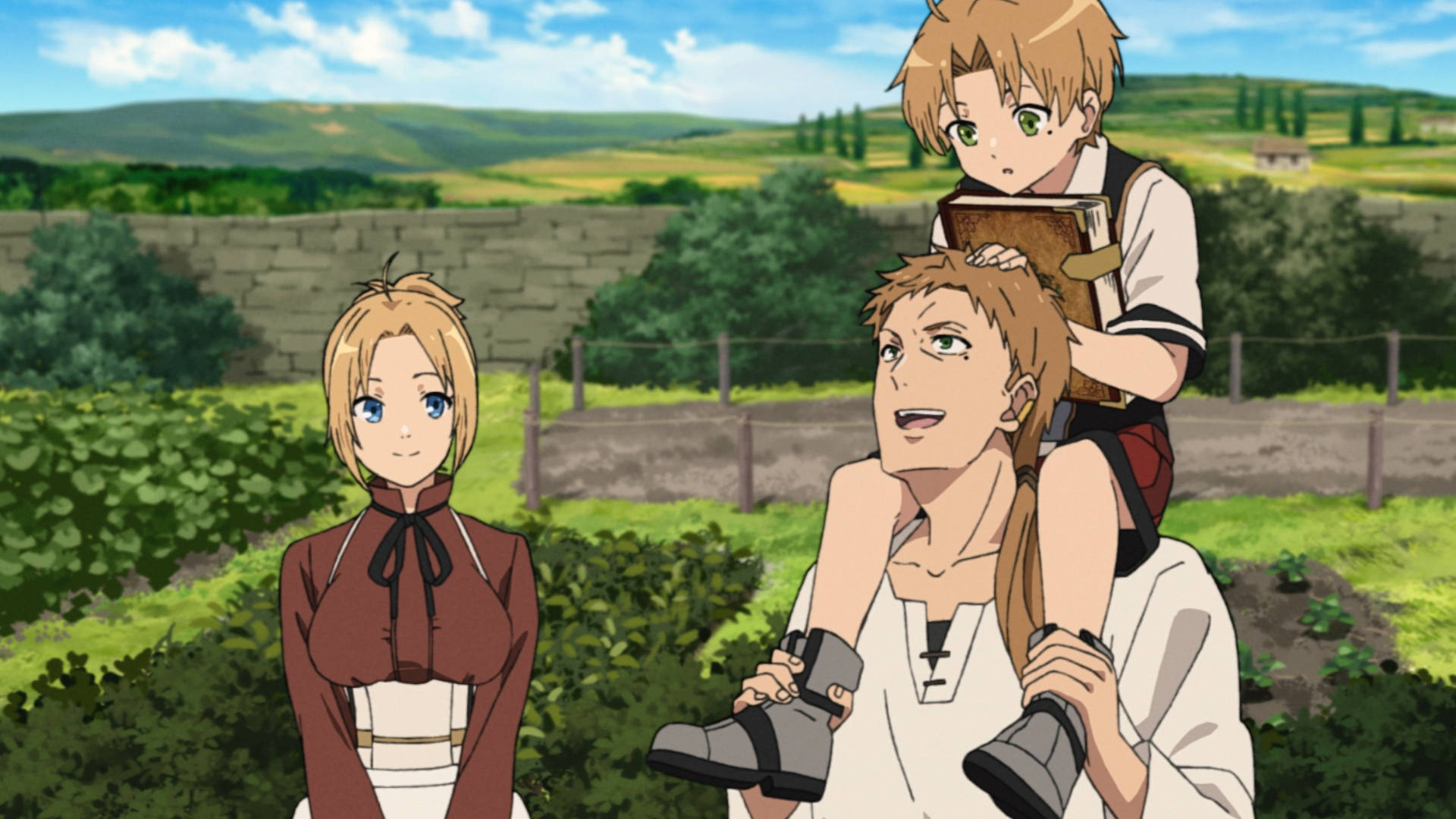 Mushoku Tensei 桌布 壁紙 — 一個歡樂的動畫家庭三人組站在陽光明媚的鄉村花園中，有連綿的綠色山丘和石牆，在明亮的藍天下。