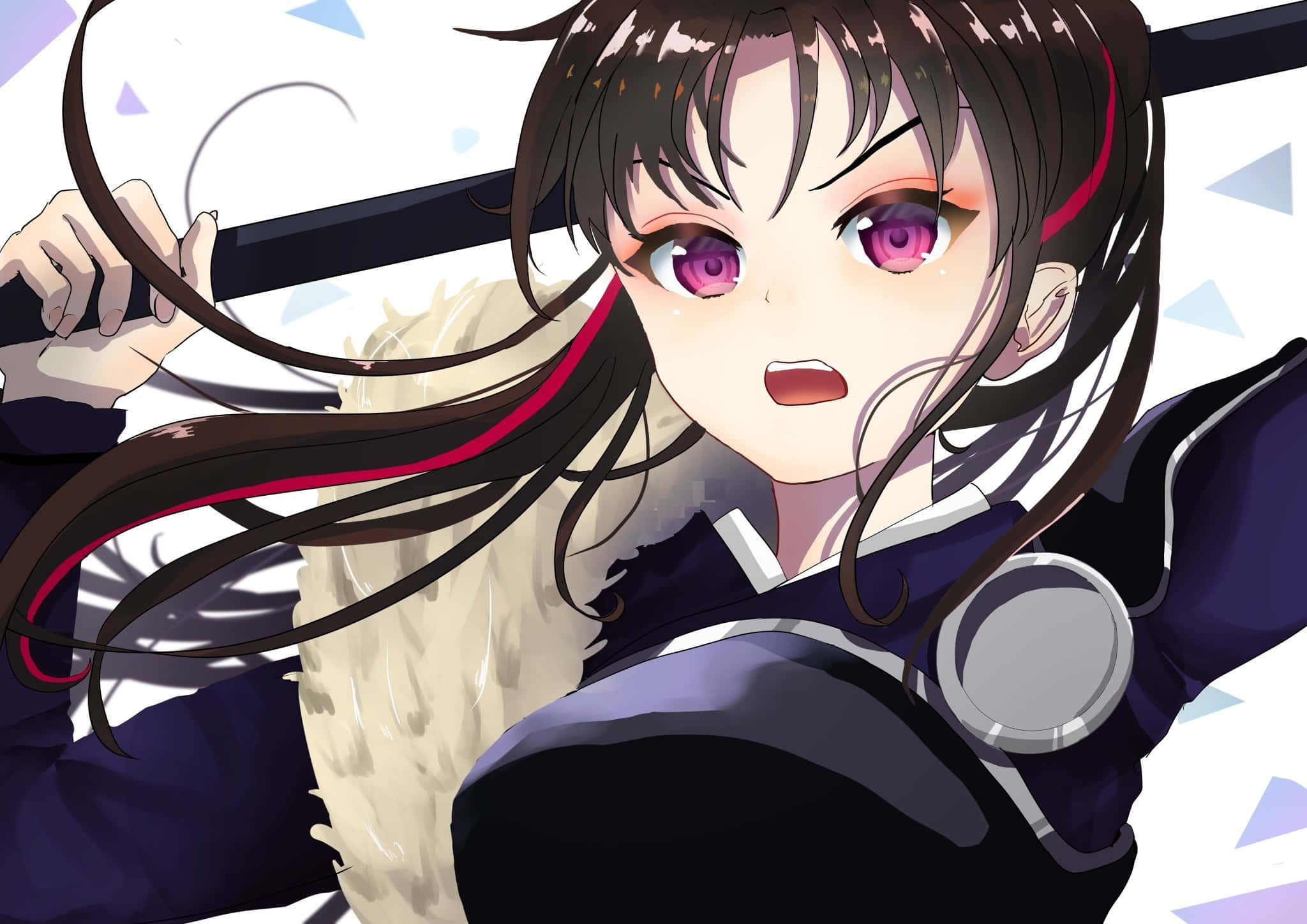 Setsuna 桌布 壁紙 — 一個決心堅定的動漫女孩，擁有紫色眼睛和深色頭髮，在幾何背景中緊握著劍。