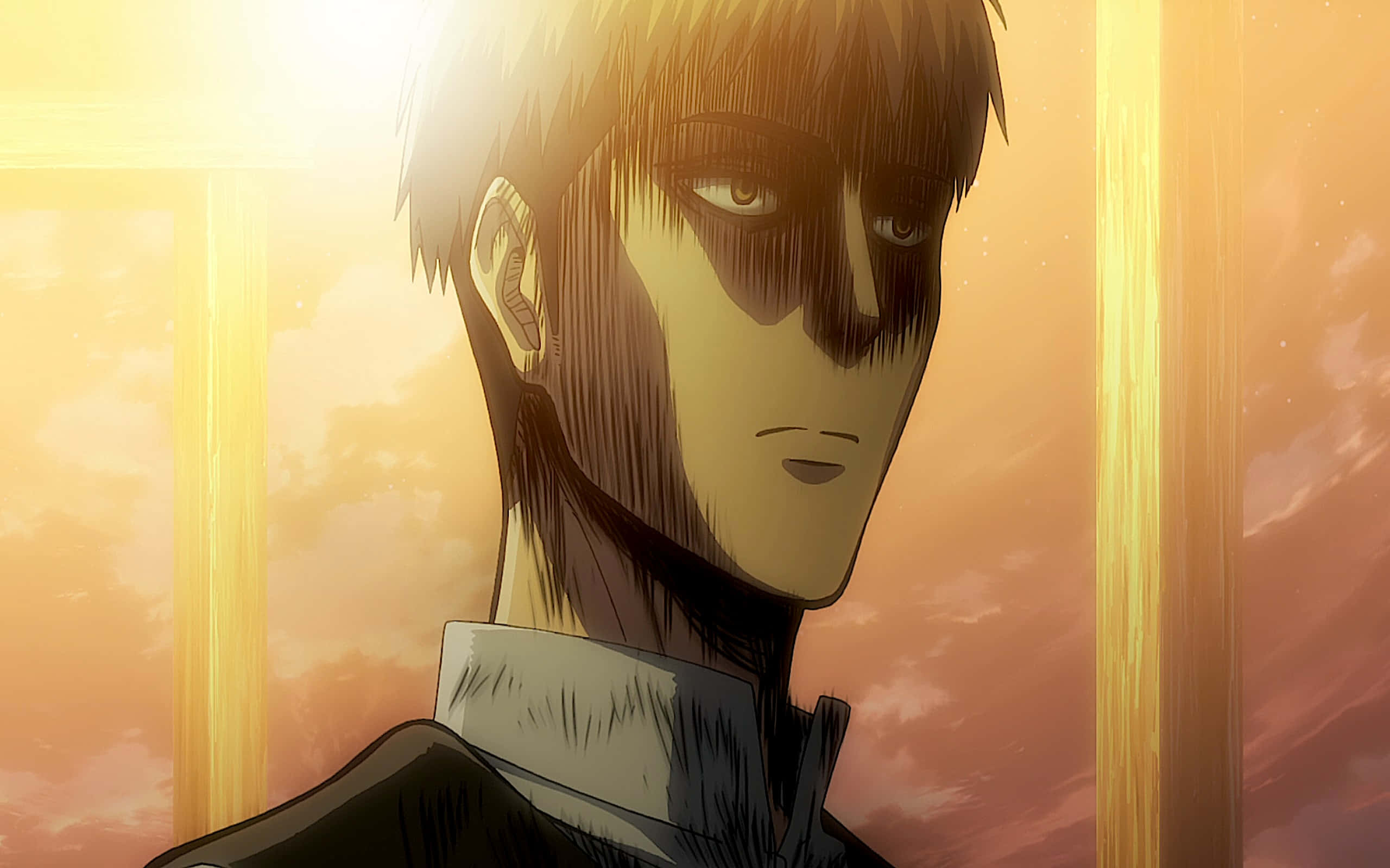 Jean Kirstein 桌布 壁紙 — 一個決心堅定的動漫角色，頭髮豎起，在金色柱子框住的燦爛夕陽天空前凝視前方。