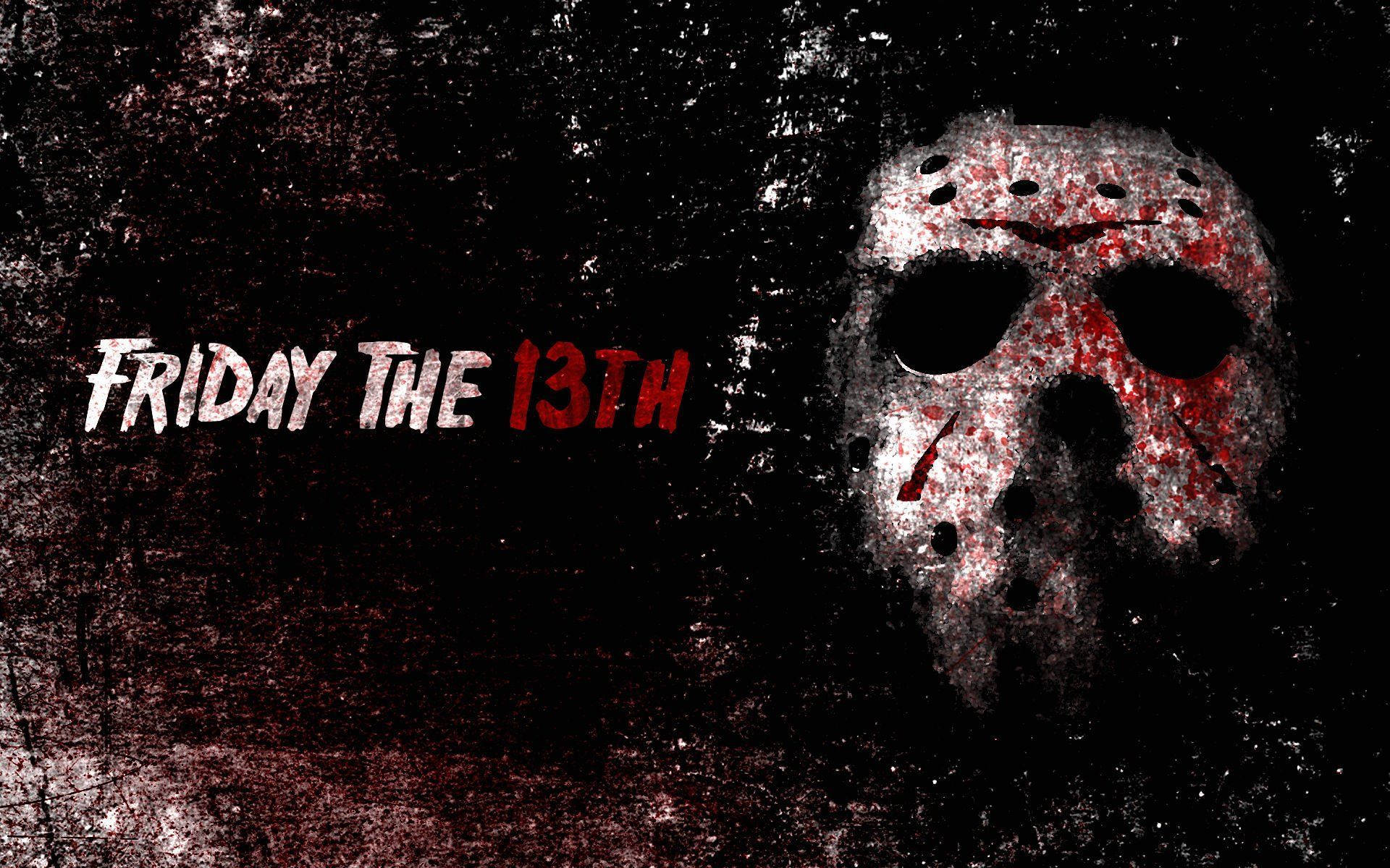 Friday 桌布 壁紙 — 一個沾滿血跡的曲棍球面具，上面有「Friday the 13th」字樣，背景是粗糙的深色。