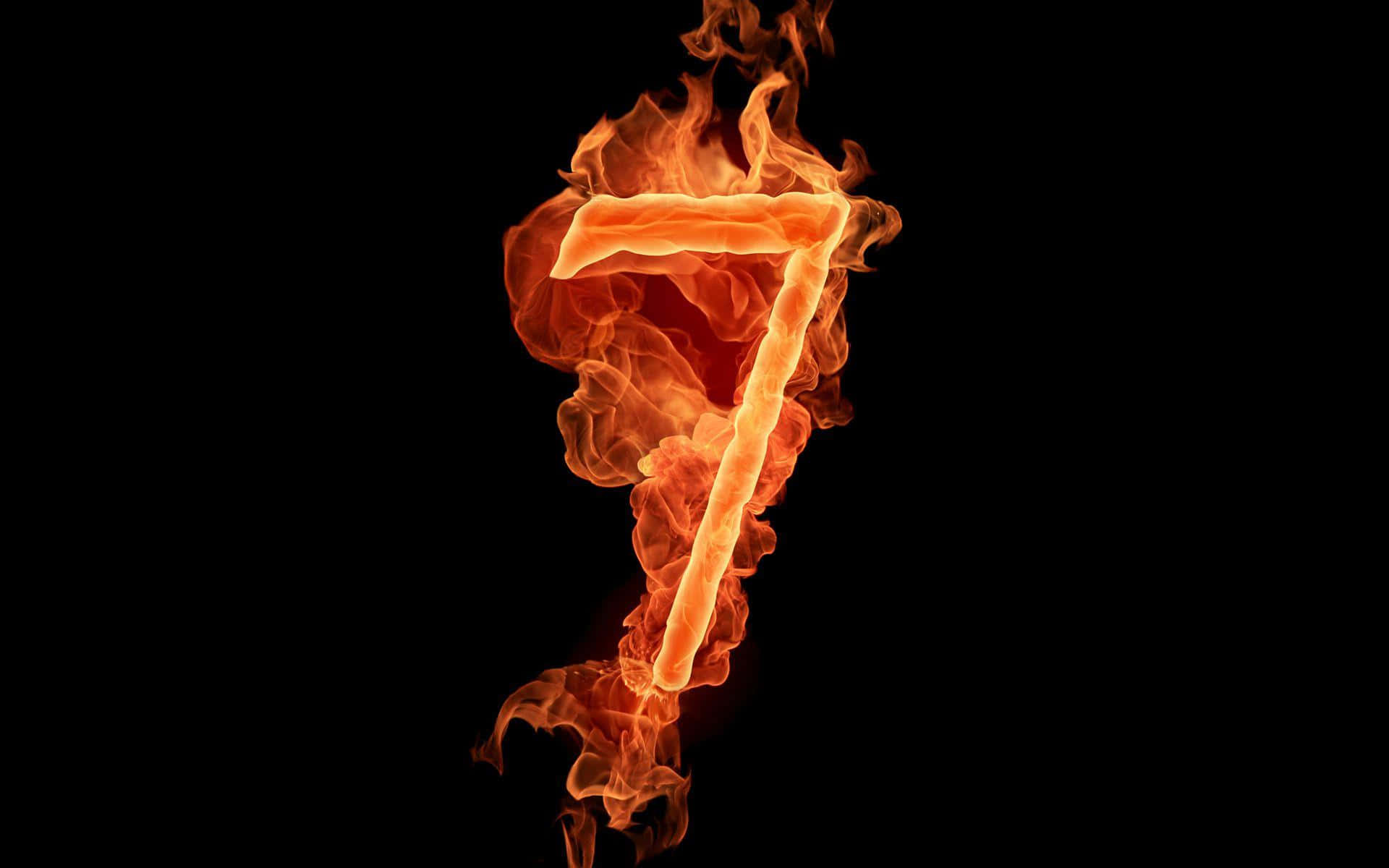Number 7 桌布 壁紙 — 一個火熱的數字七在純黑色背景上，以動態的橙色和紅色火焰生動地燃燒。