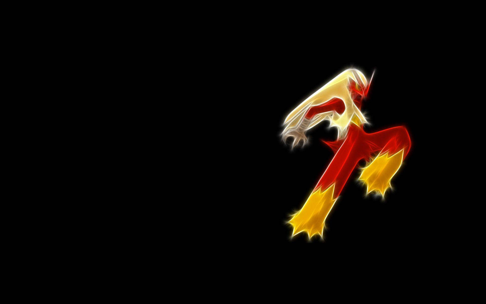 Blaziken 桌布 壁紙 — 一個火紅和金色的龍形生物在純黑色背景上發光，邊緣銳利且風格化。
