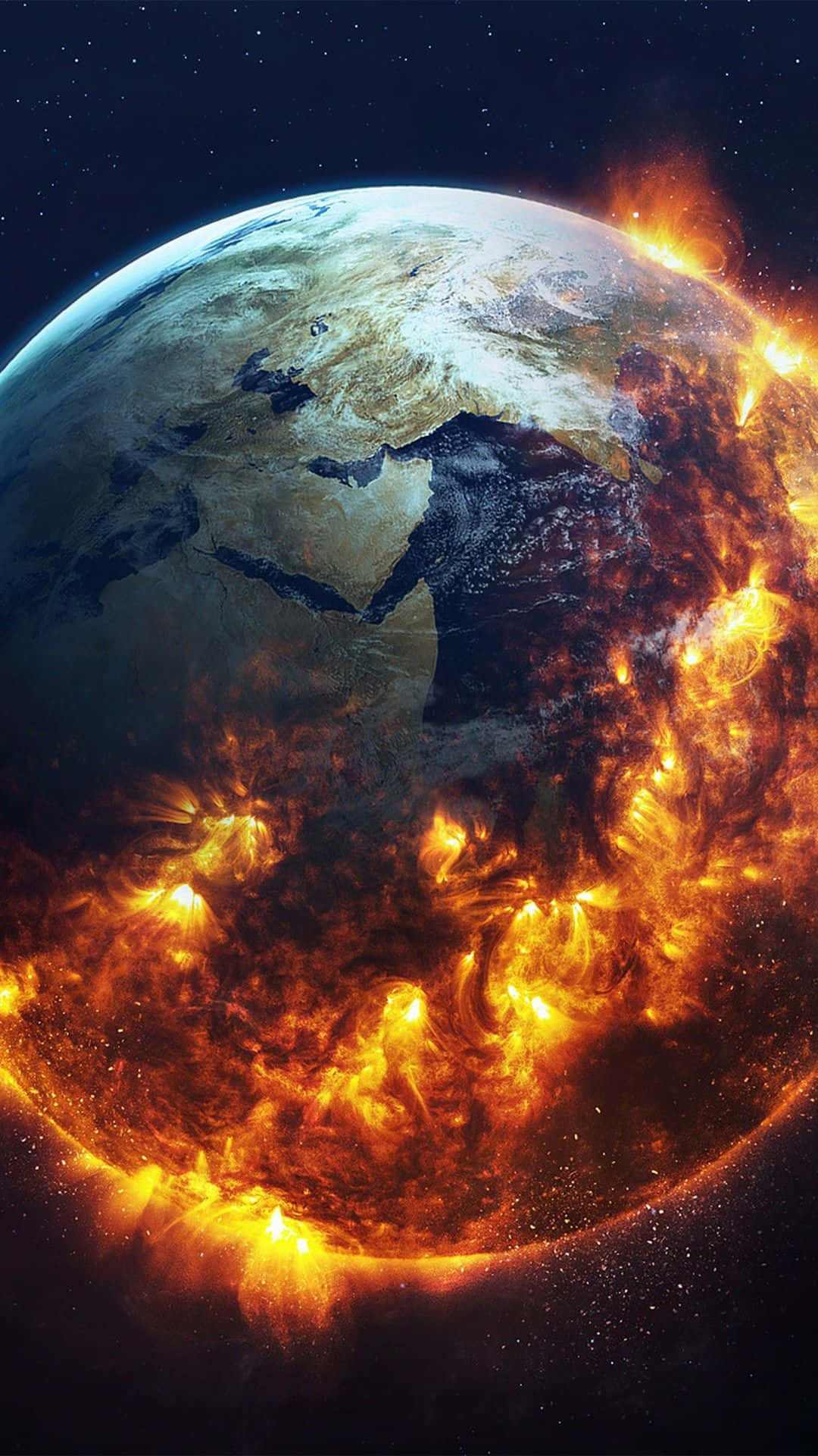 地球 桌布 壁紙 — 一個熾熱的地球，熔岩從其表面噴出，背景是星光燦爛的宇宙。