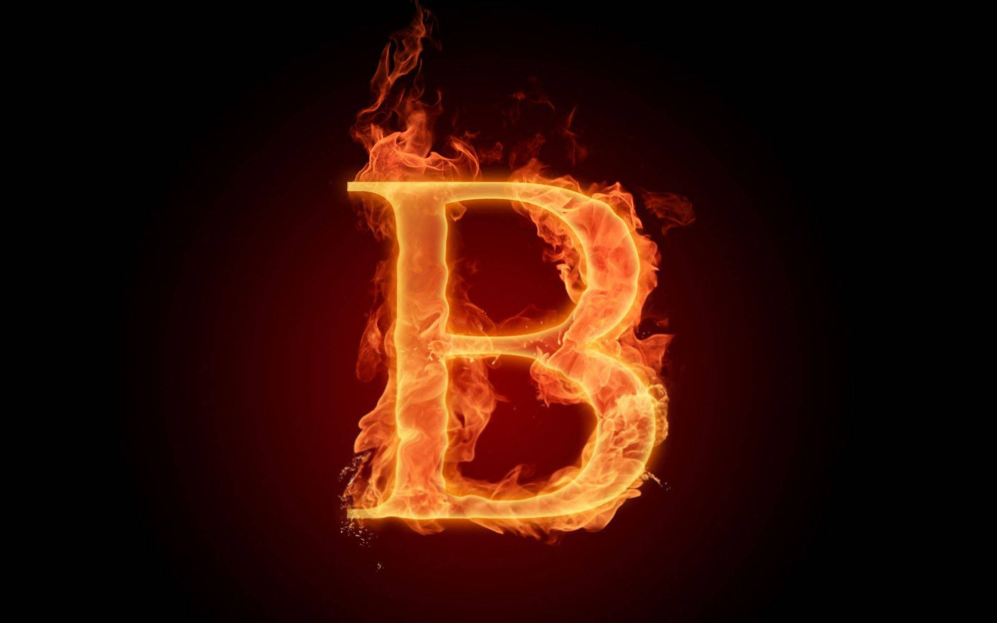字母B 桌布 壁紙 — 一個熾熱的字母B在深紅色漸變背景上燃燒著發光的橙色火焰。