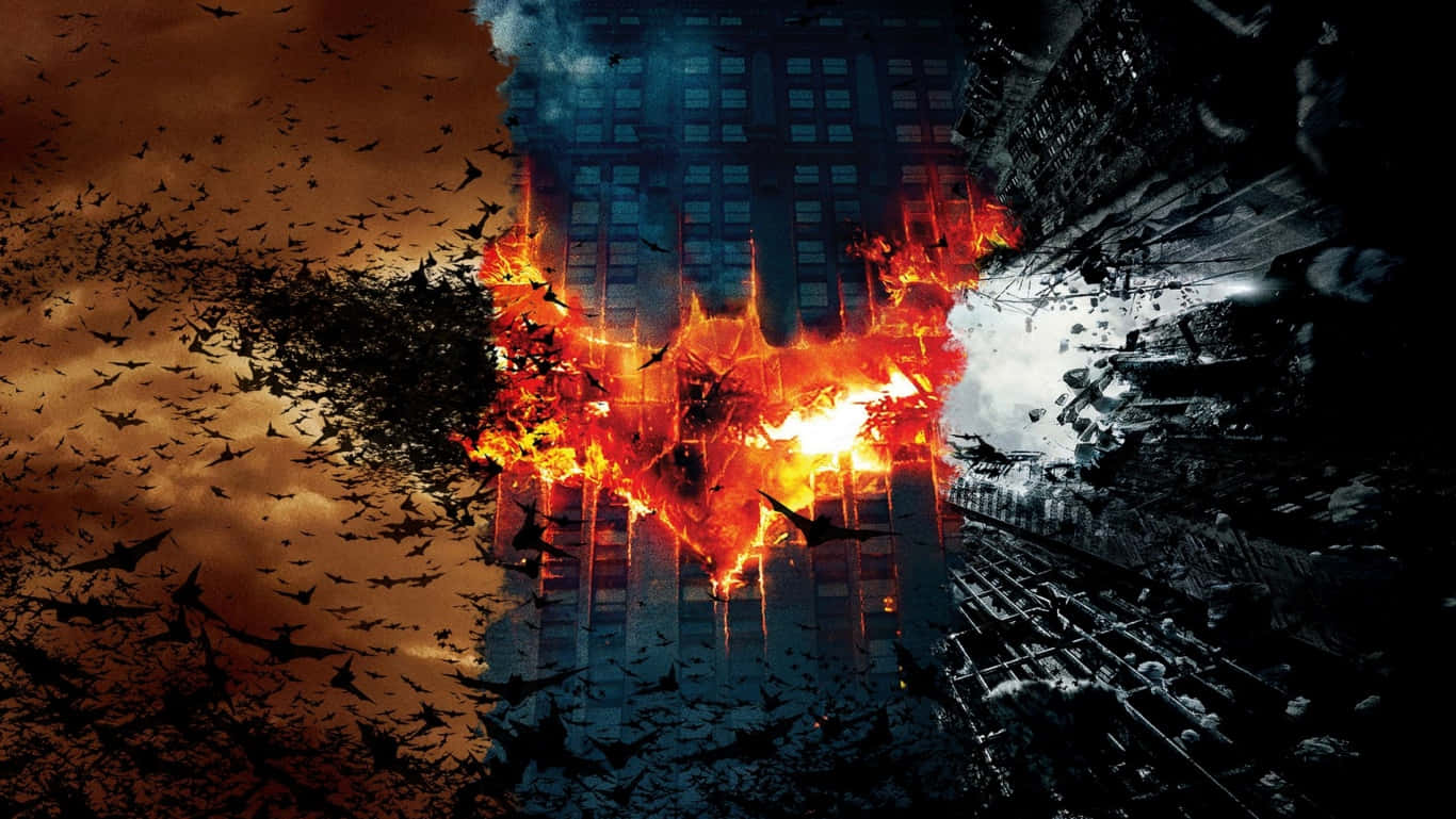 桌布 壁紙 — 一個熾熱的蝙蝠標誌從 crumbling 的城市景觀中爆發，蝙蝠在暴風雨的橙色和藍色天空中成群飛舞。