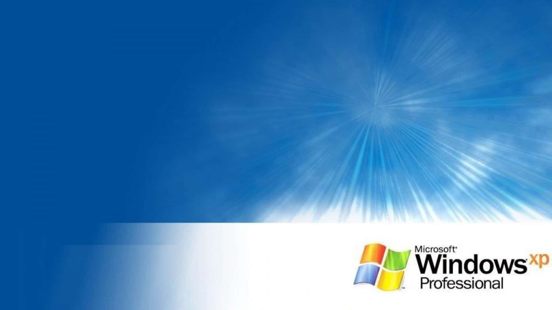 Windows XP 桌布 壁紙 — 一個燦爛的藍天，陽光射線匯聚在一個顯示 Microsoft Windows XP Professional 標誌的白色橫幅上方。