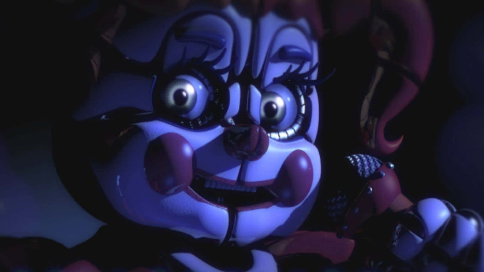 Five Nights At Freddys Sister Location 桌布 壁紙 — 一個特寫鏡頭，展示一個帶有巨大發光眼睛和縫合嘴巴的威脅性電子動畫小丑，在昏暗的藍色燈光下。