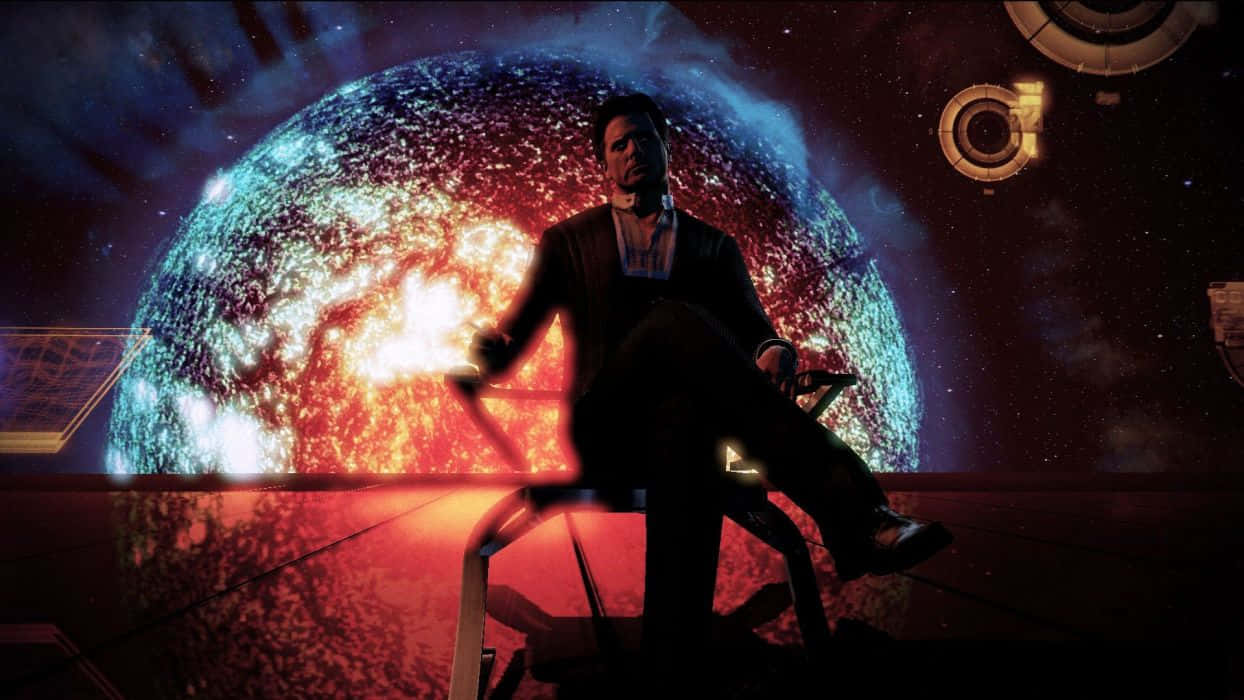 Illusive Man 桌布 壁紙 — 一個男人自信地坐在椅子上，背景是宇宙中一個熾熱旋轉的行星和漂浮的太空站。