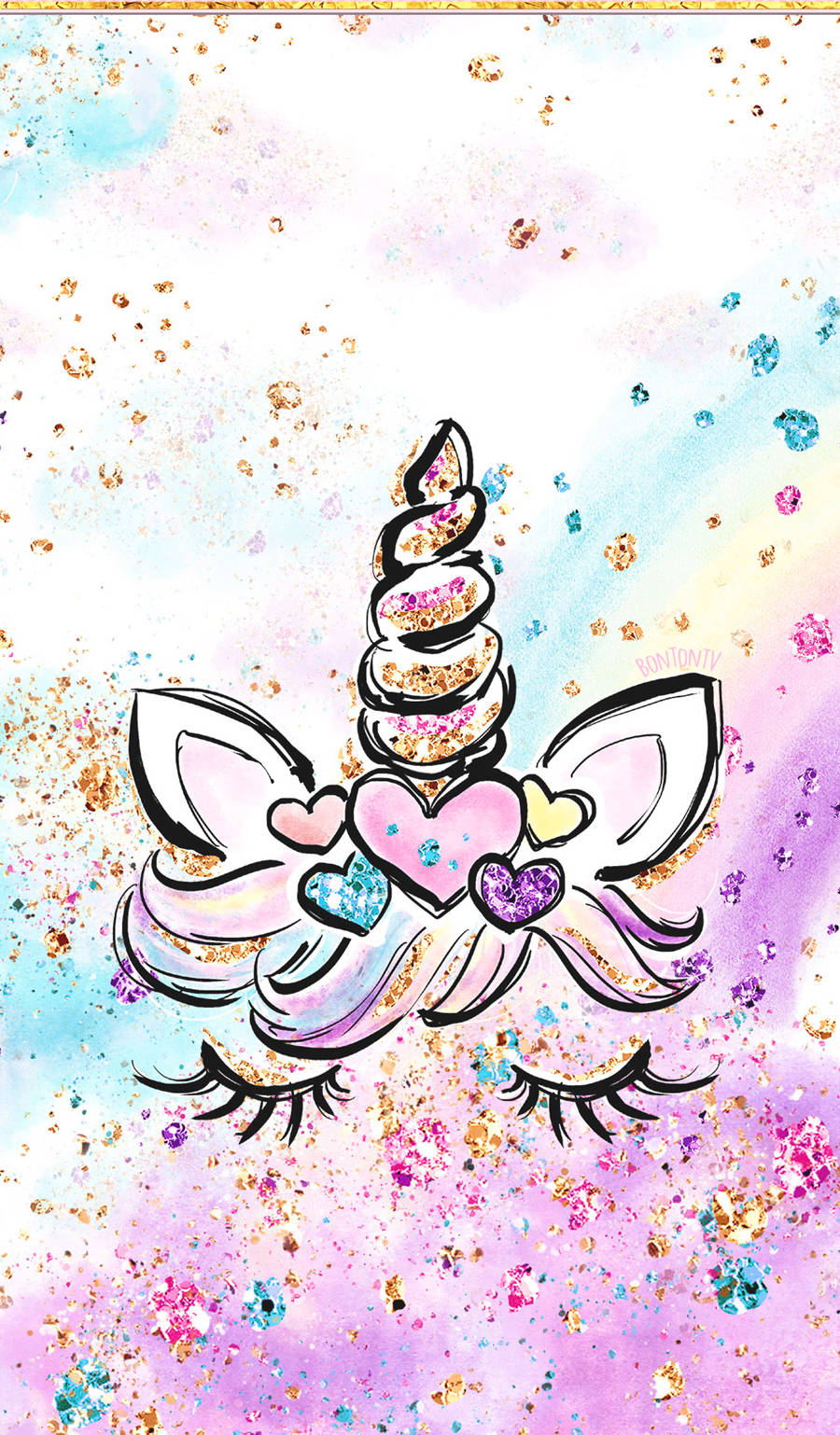 Cool Unicorn 桌布 壁紙 — 一個異想天開的插圖獨角獸頭部，帶有閃亮的角、心形和睫毛，背景為柔和的水彩畫。