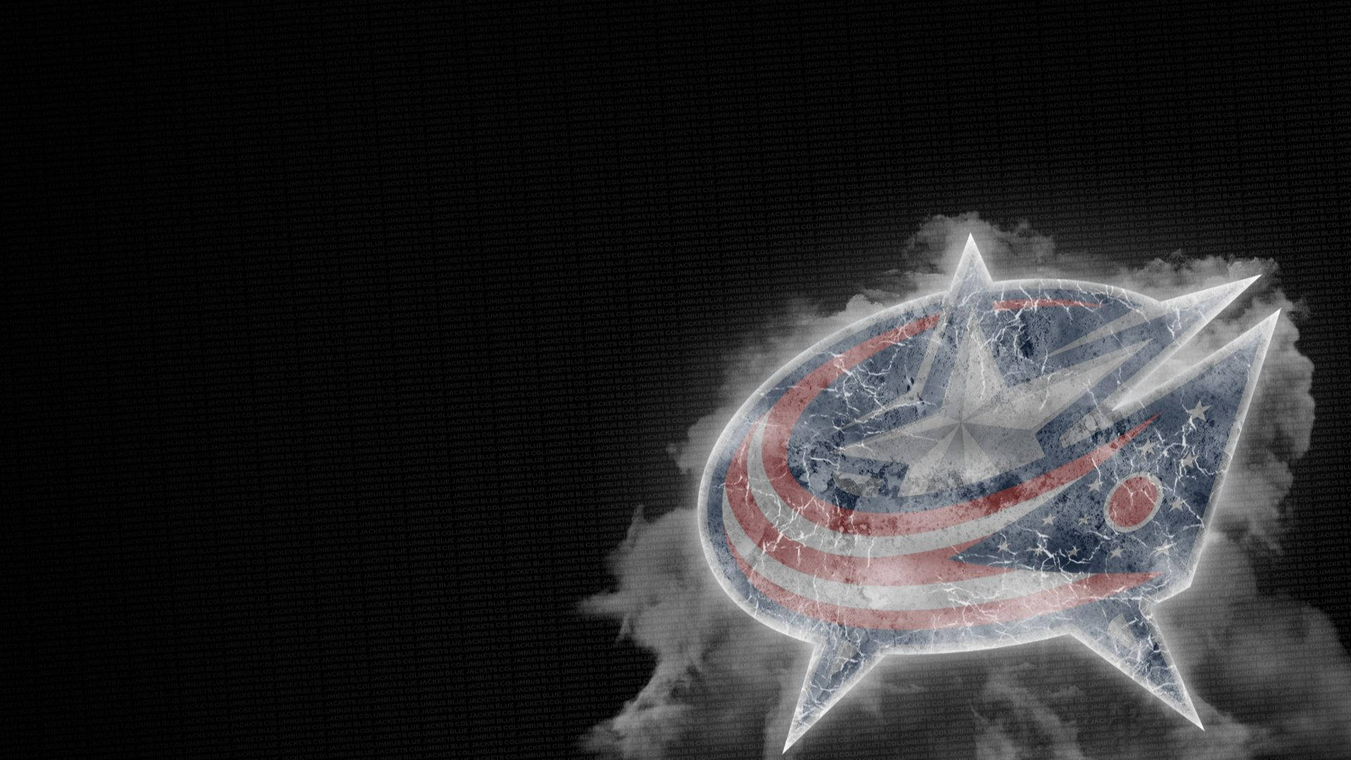 Columbus Blue Jackets 桌布 壁紙 — 一個發光且破裂的哥倫布藍夾克標誌從煙霧繚繞的雲層中浮現，背景為深色紋理。