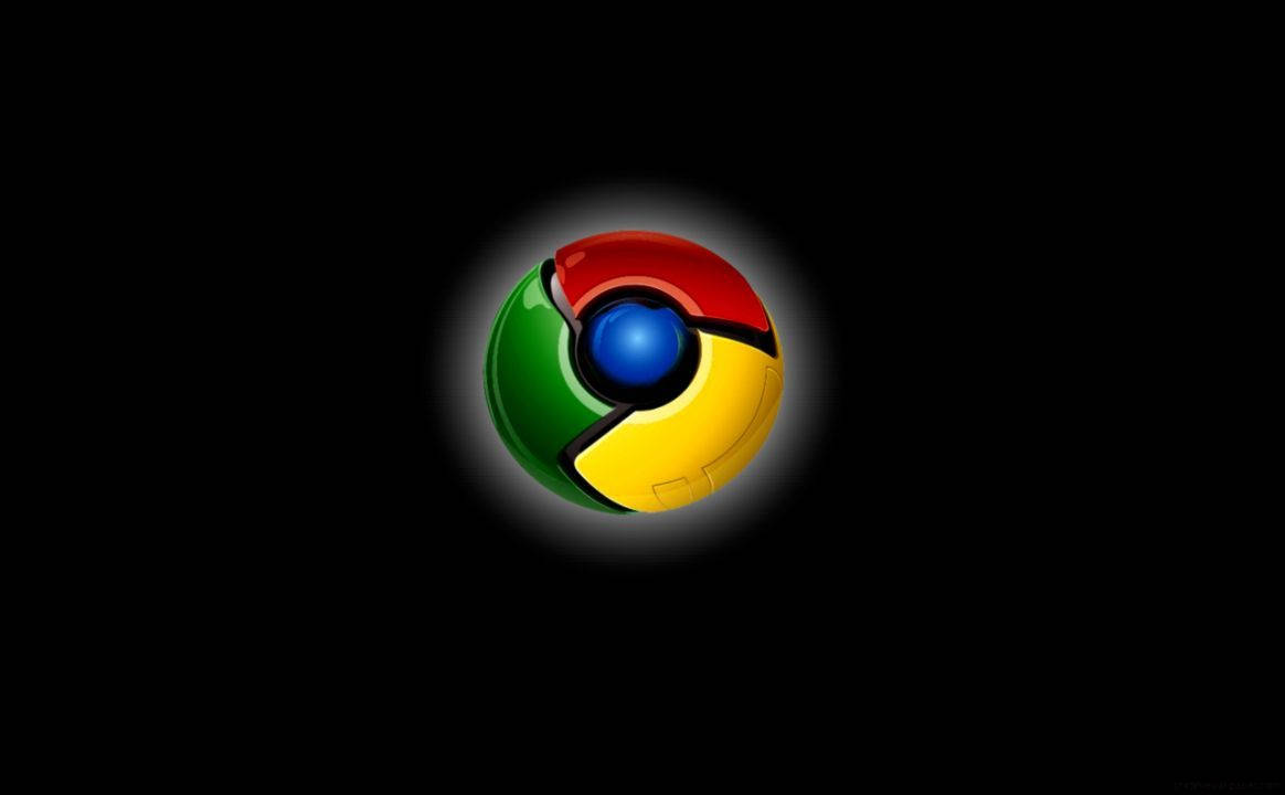 Google Chrome 桌布 壁紙 — 一個發光的Chrome瀏覽器標誌，帶有紅色、綠色、黃色和藍色部分，居中在黑色背景上。