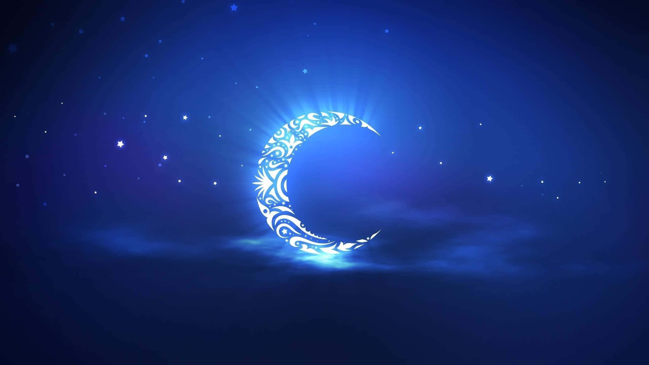 Crescent Moon 桌布 壁紙 — 一個發光的彎月帶有複雜的白色圖案，在深藍色的星空夜空中散發光芒。