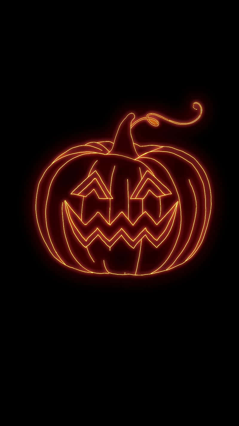 Neon Halloween 桌布 壁紙 — 一個發光的橙色霓虹燈南瓜燈，帶有鋸齒狀的笑容和三角形眼睛，在漆黑的背景上閃耀。