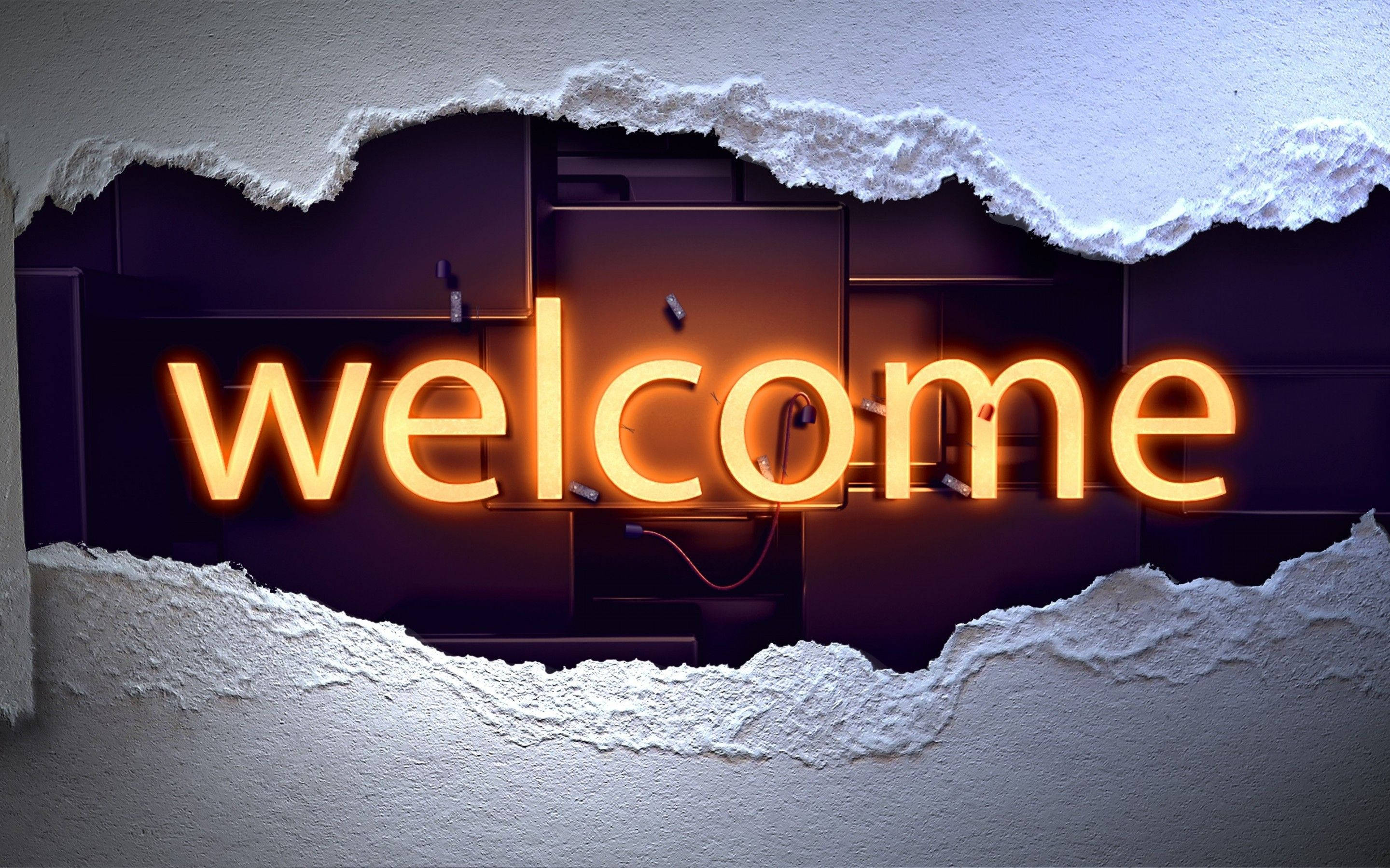 Welcome 桌布 壁紙 — 一個發光的橙色霓虹燈牌拼出歡迎，穿過撕裂的白色牆壁，露出後面的黑暗機械。