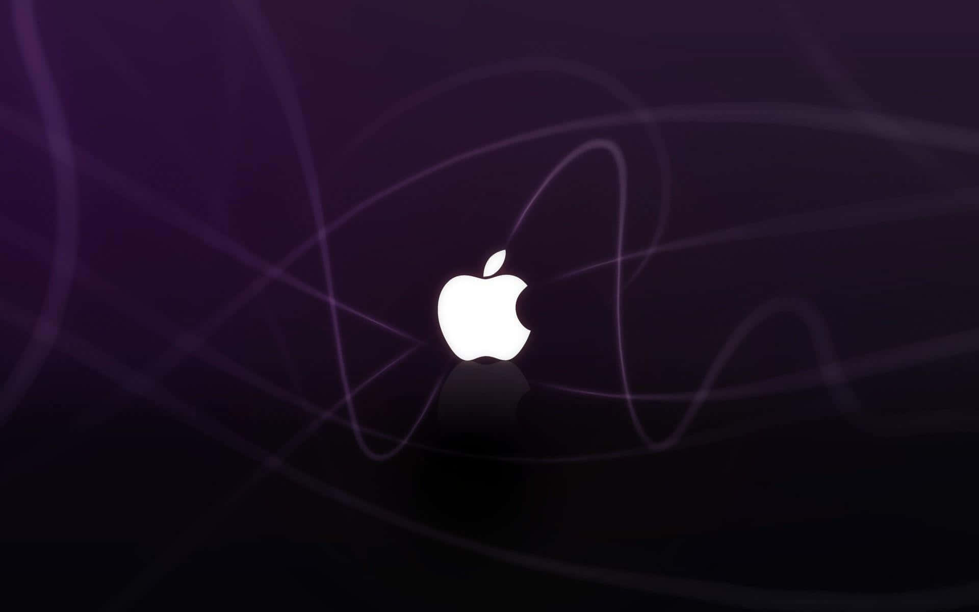 Best Apple 桌布 壁紙 — 一個發光的白色Apple標誌，居中於深紫色背景上，帶有旋轉的光跡。