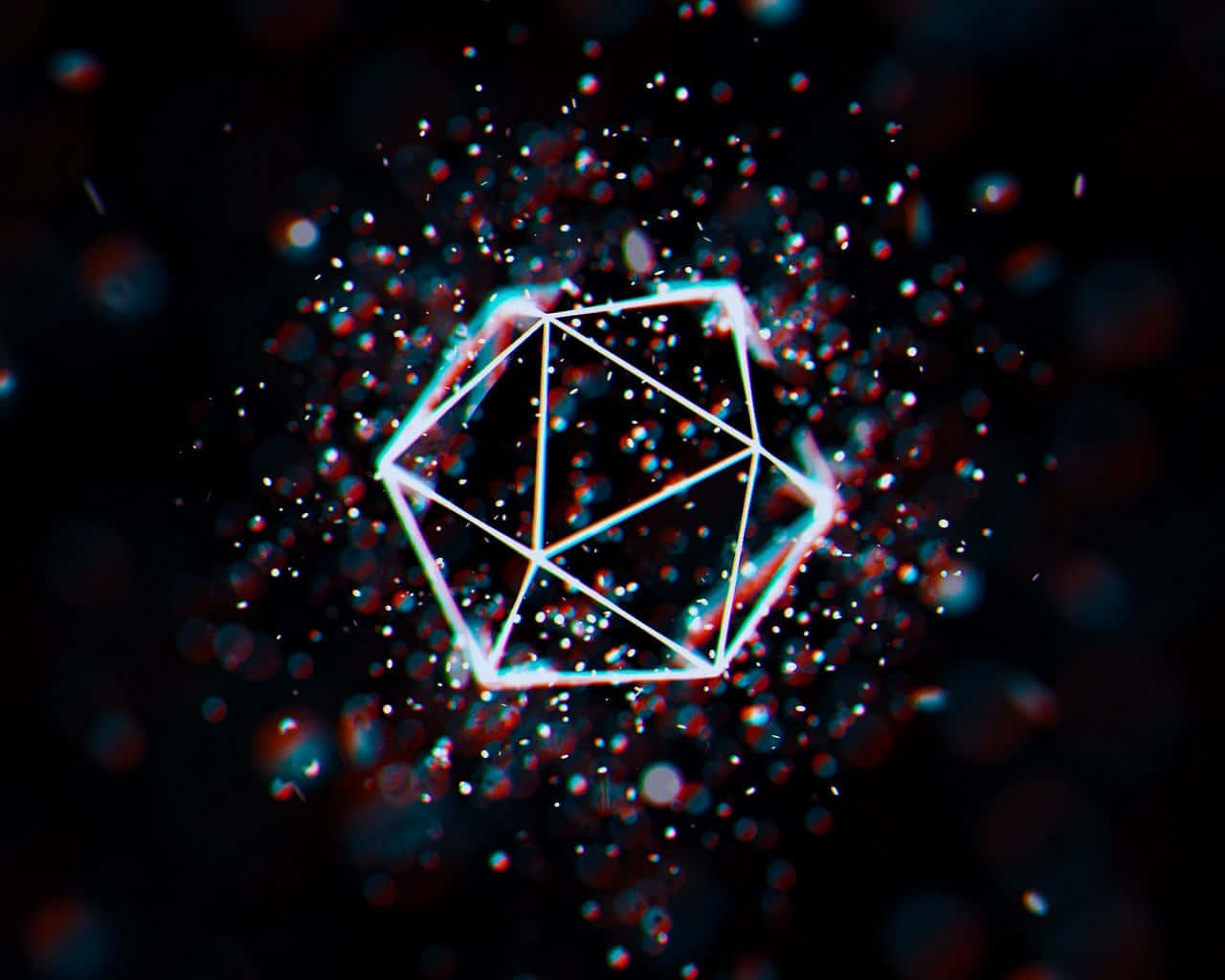Polygon 桌布 壁紙 — 一個發光的白色幾何多面體漂浮在閃爍粒子之間，背景是帶有色彩像差的黑暗宇宙。