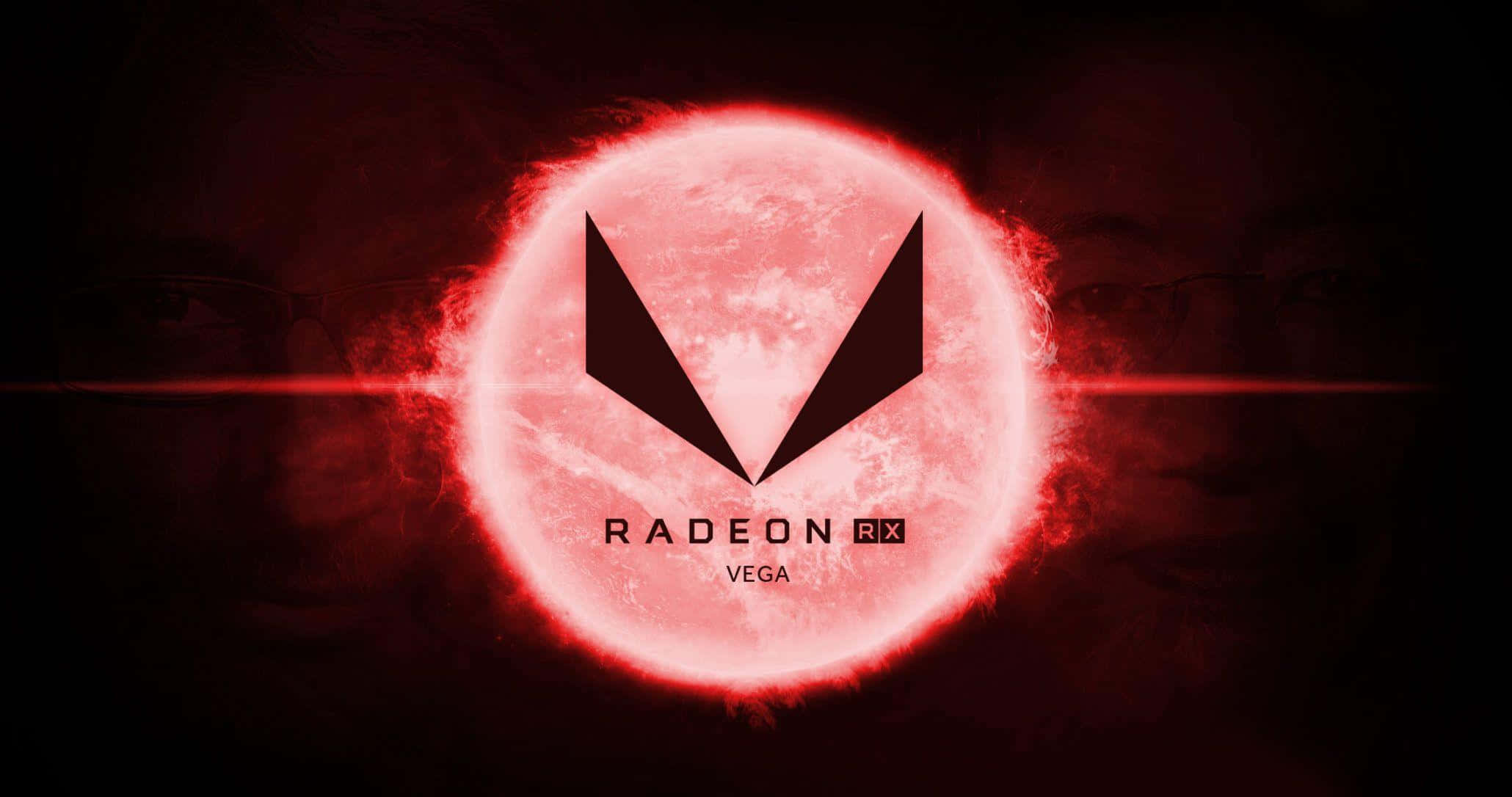 AMD 桌布 壁紙 — 一個發光的紅色太陽，中心有一個黑色的 Radeon RX Vega 標誌，背景為深色，帶有模糊的人臉。