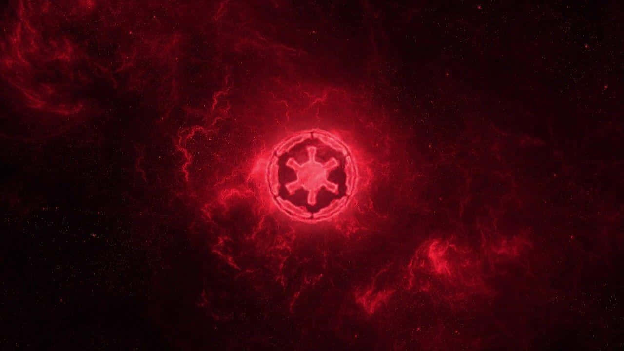 Galactic Empire 桌布 壁紙 — 一個發光的紅色帝國徽章在星際虛空中旋轉的宇宙星雲中心脈動。