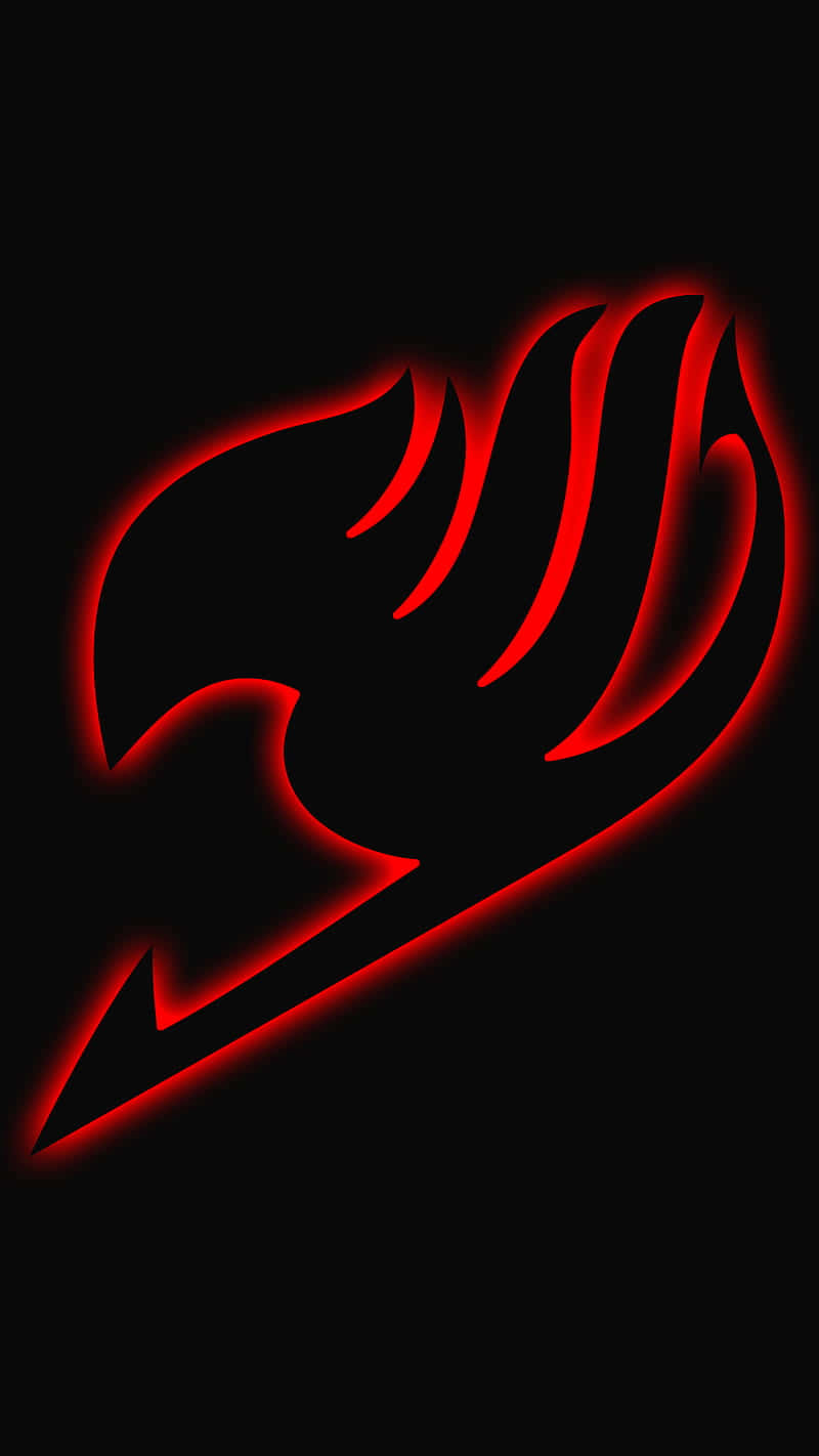 Fairy Tail Logo 桌布 壁紙 — 一個發光的紅色火焰標誌，以霓虹燈勾勒在純黑色背景上。