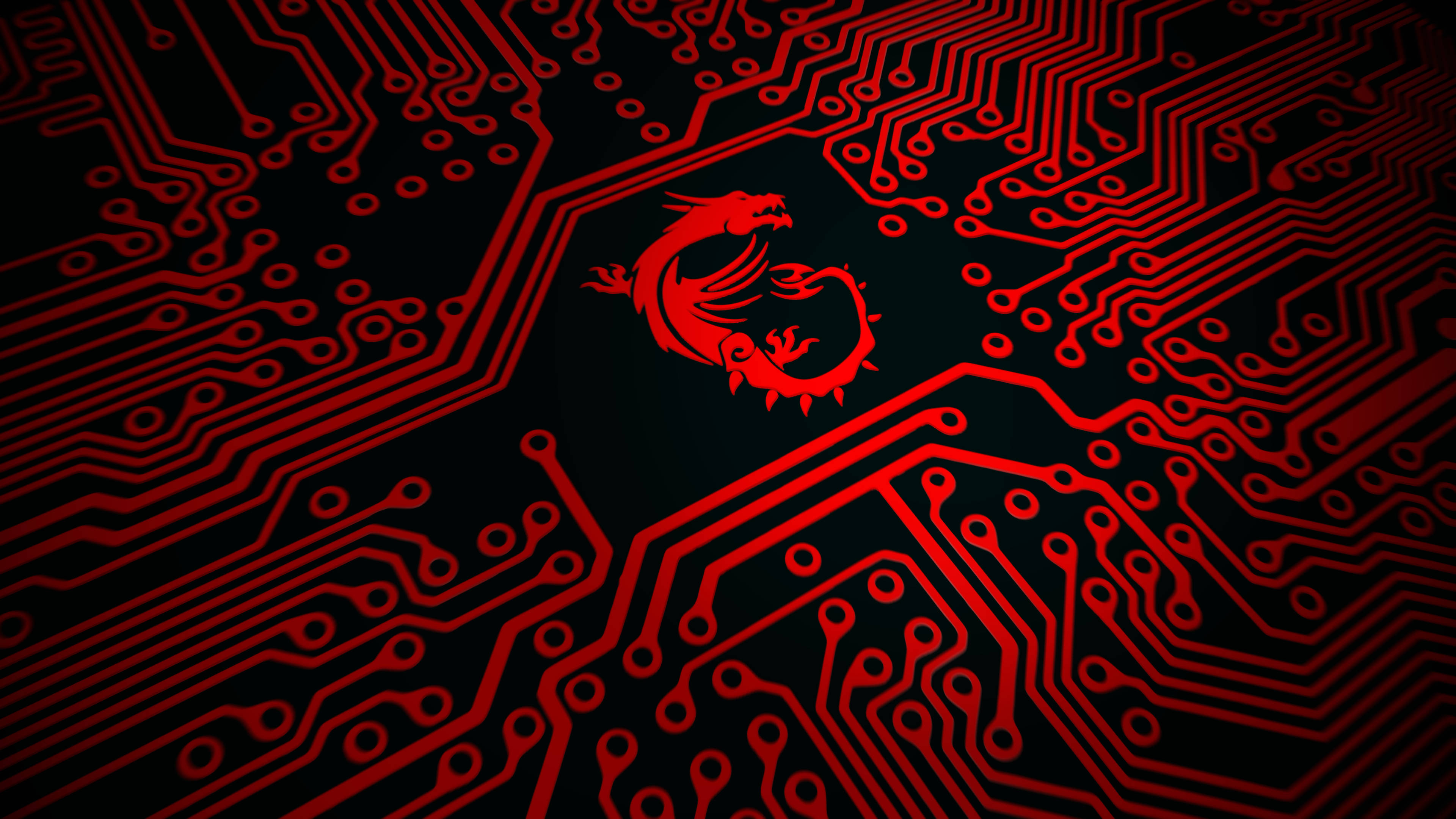 MSI 4K 桌布 壁紙 — 一個發光的紅色龍標誌，居中在一個詳細的電路板圖案上，背景為深色。