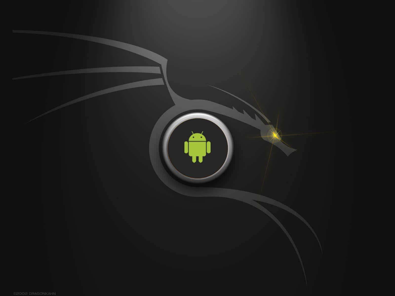 Kali Linux 桌布 壁紙 — 一個發光的綠色Android機器人位於金屬圓圈中心，由風格化的龍剪影框住，背景為深色漸變。