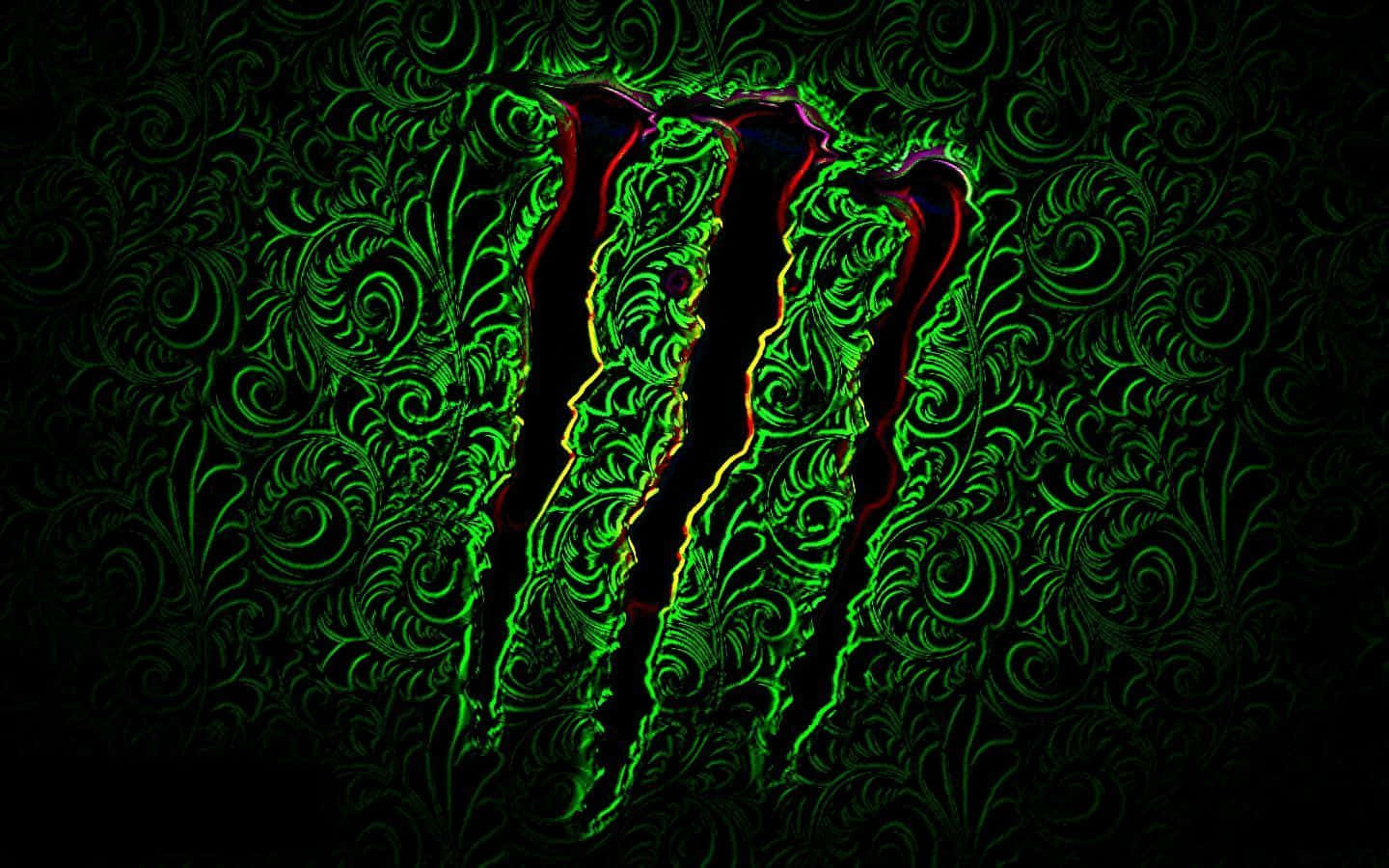 怪物 桌布 壁紙 — 一個發光的綠色Monster Energy標誌，帶有華麗的鏤空細節，在深色漩渦圖案背景上脫穎而出。