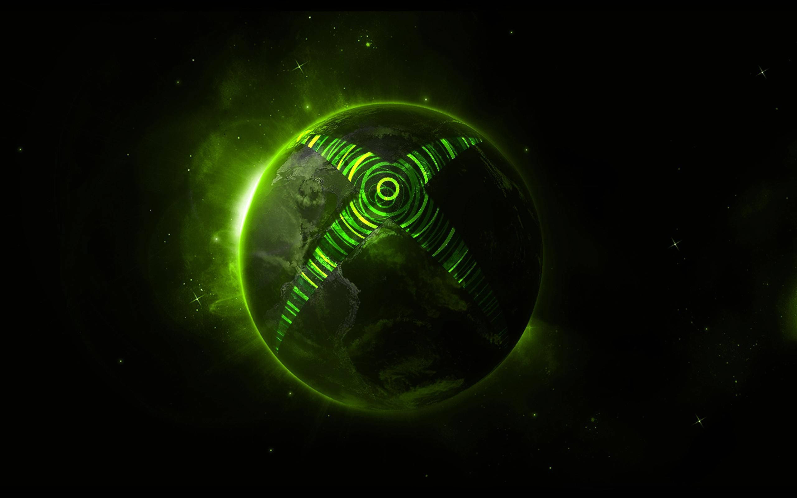 Xbox 桌布 壁紙 — 一個發光的綠色Xbox標誌纏繞著一顆在深空中的行星，周圍環繞著星星和宇宙霧氣。