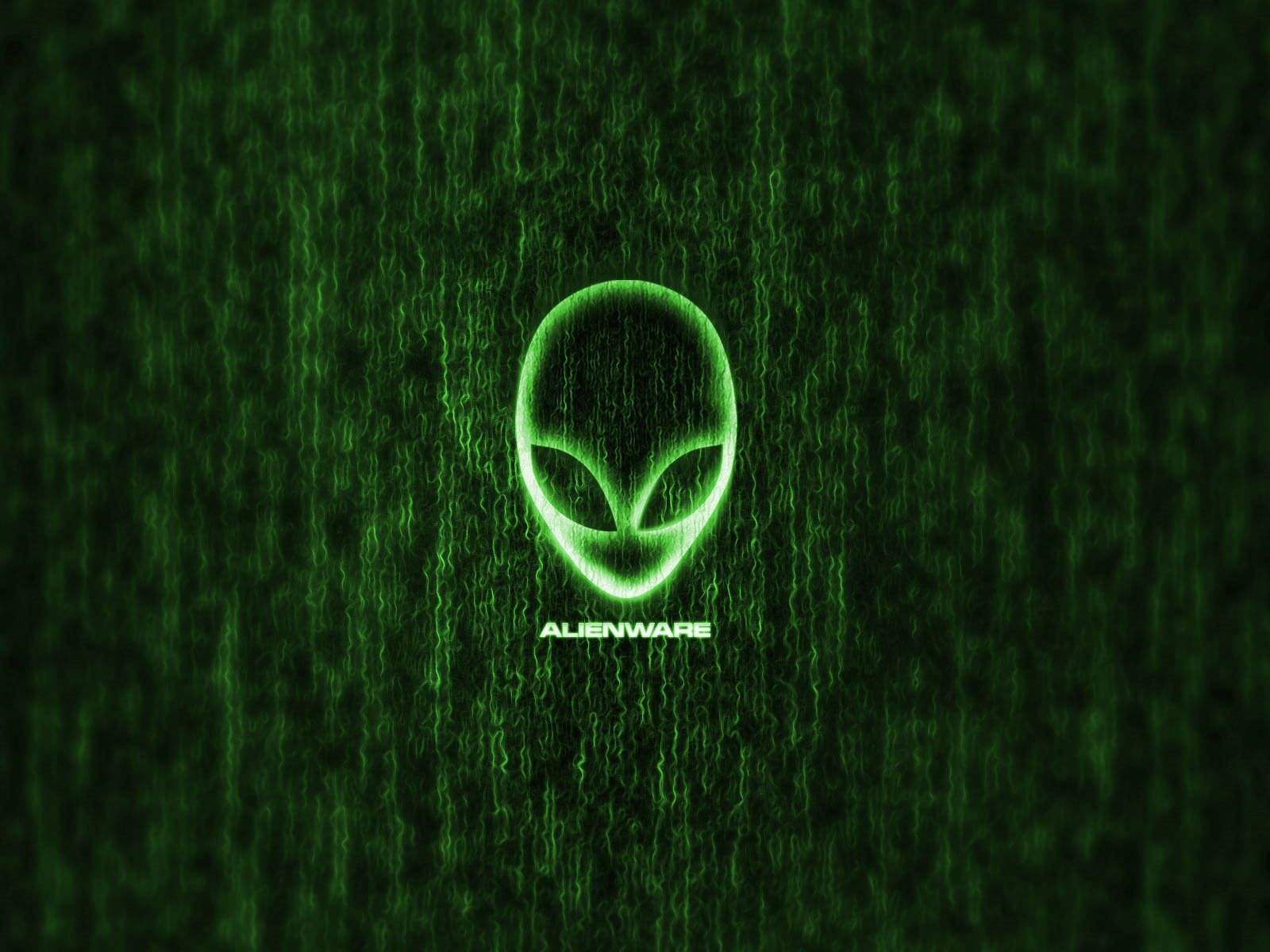 alienware default 桌布 壁紙 — 一個發光的綠色外星人頭標誌從層疊的數位代碼中浮現，背景為深綠色。